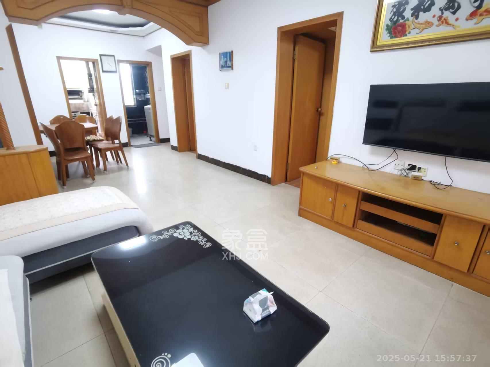 中建五局信和苑三区 3室2厅1卫 1400.0元/月 中建五局信和苑三区 3室2厅1卫 1400.0元/月室内图