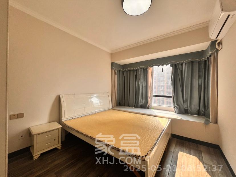 荣悦台  2室2厅1卫   3300.00元/月室内图