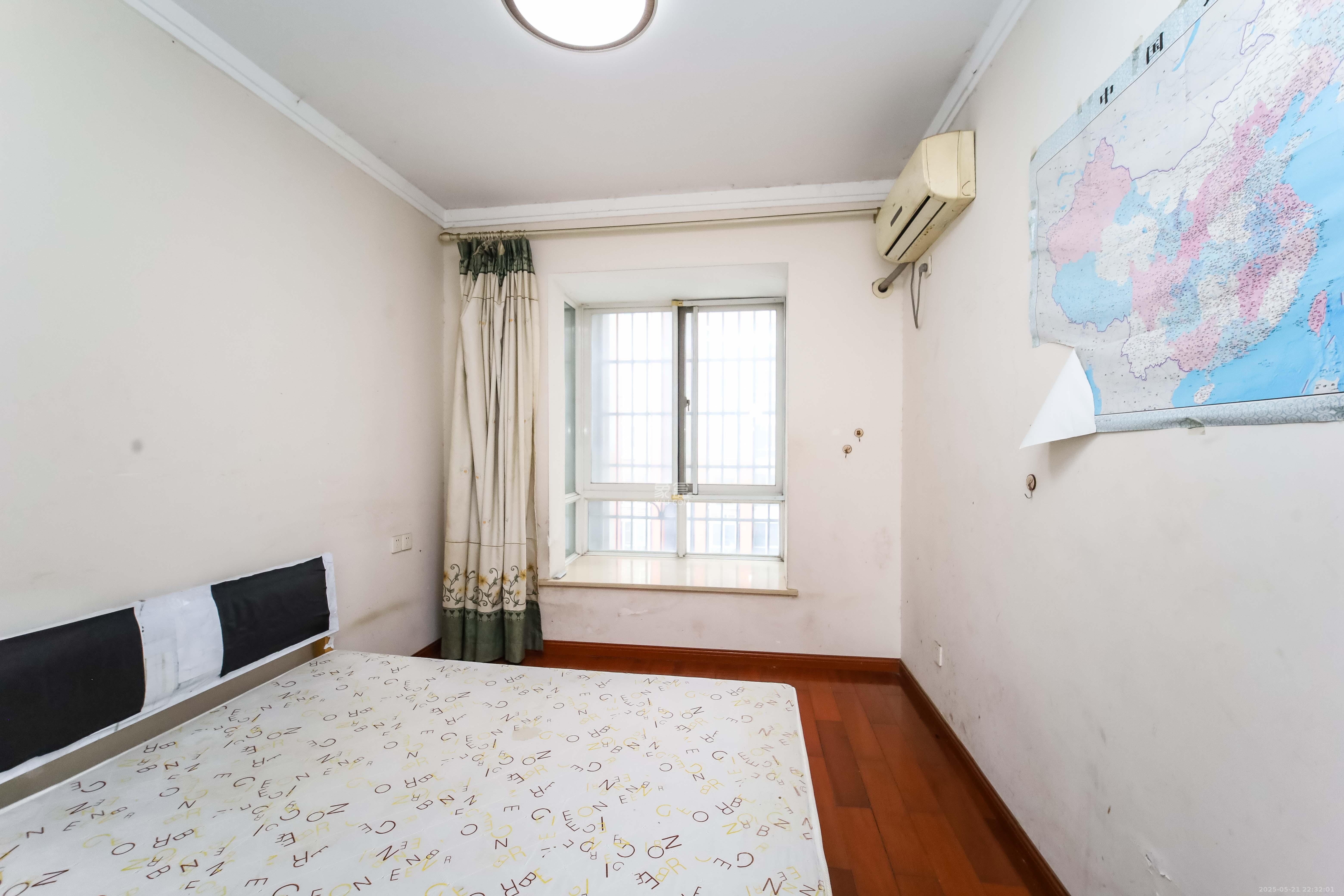 东门壹号家园  4室2厅2卫    108.0万卧室