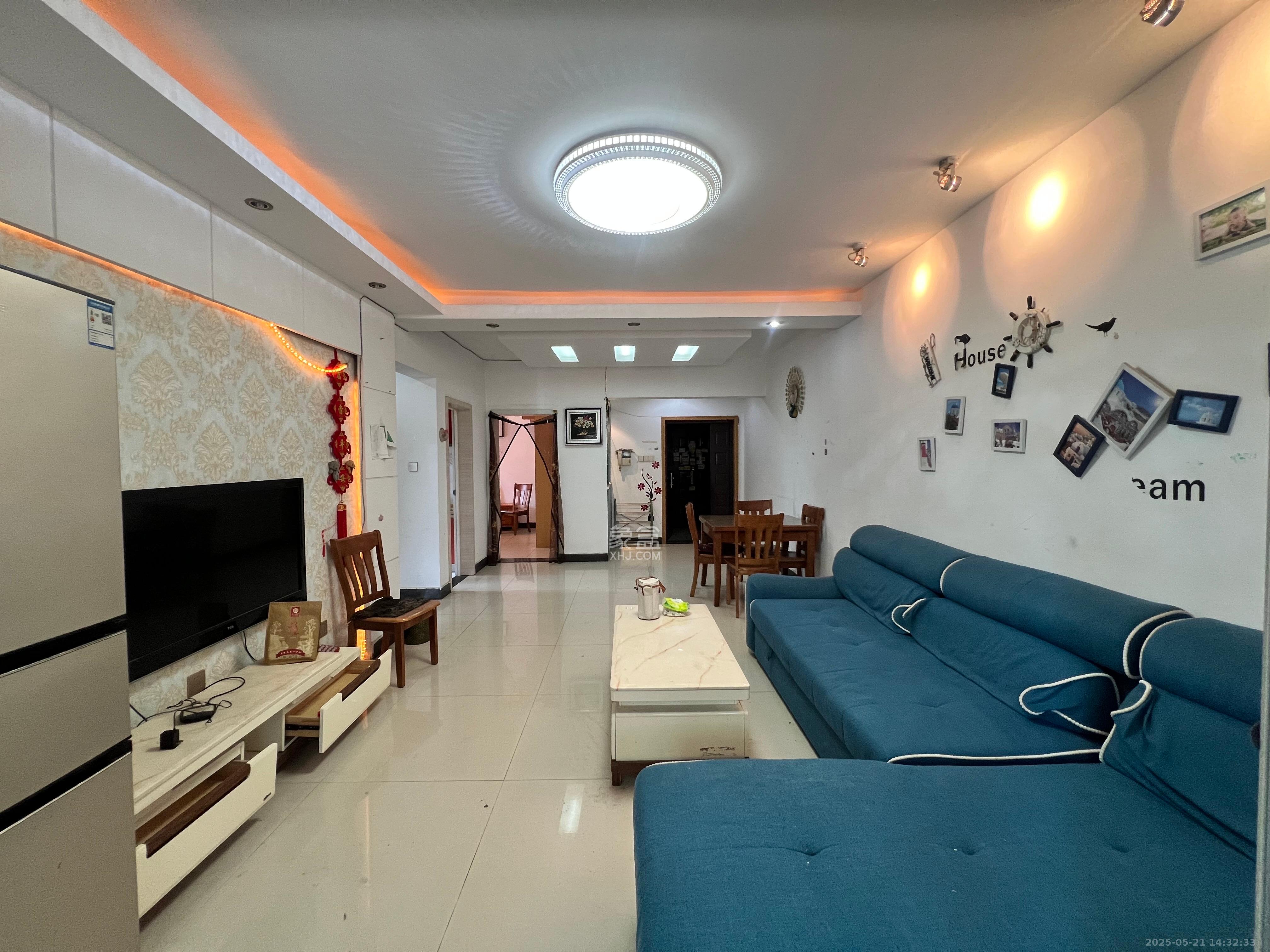 鼎丰前城  2室2厅1卫    1800.0元/月 鼎丰前城  2室2厅1卫    1800.0元/月室内图