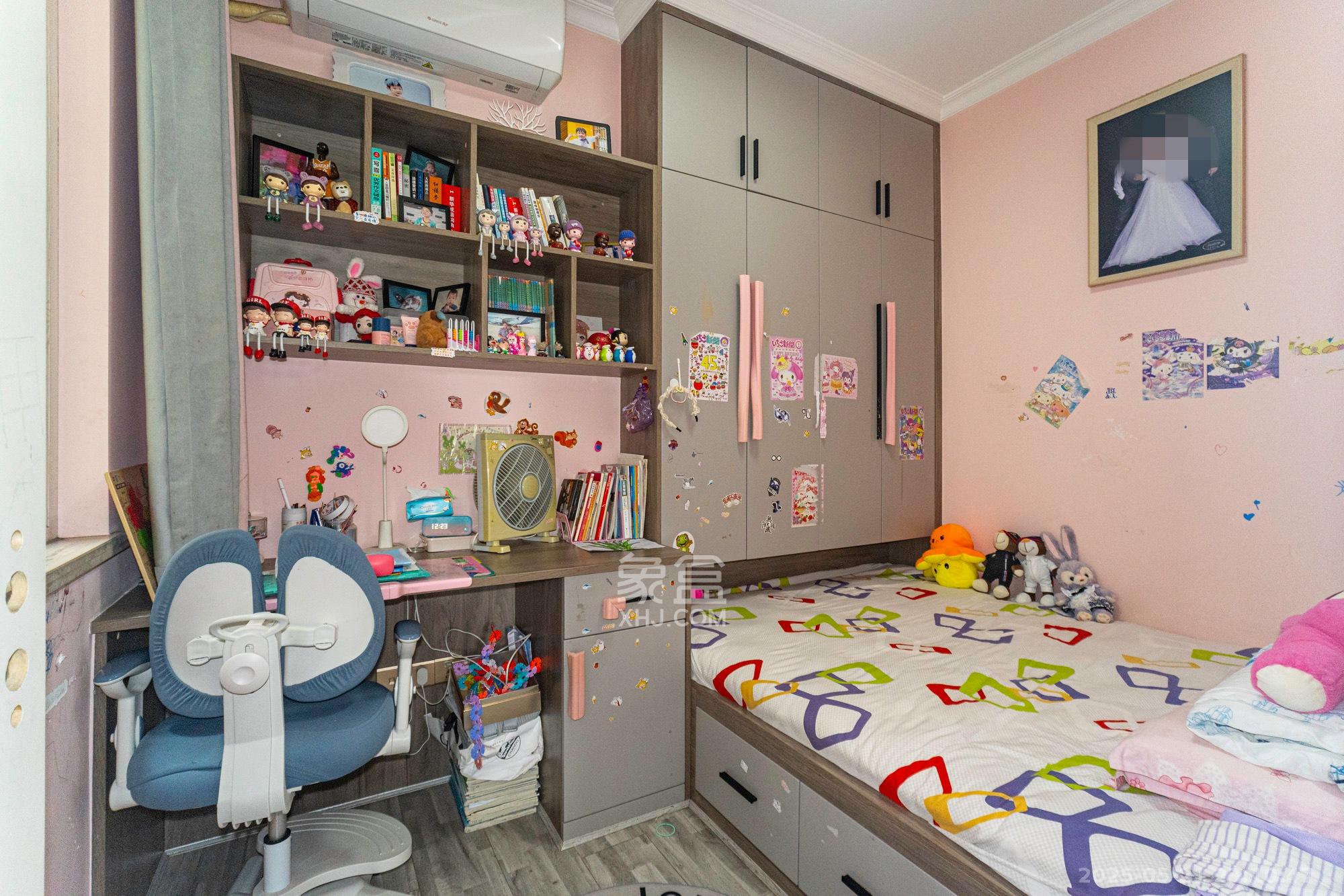 知微园  3室2厅1卫    62.8万 知微园  3室2厅1卫    62.8万卧室