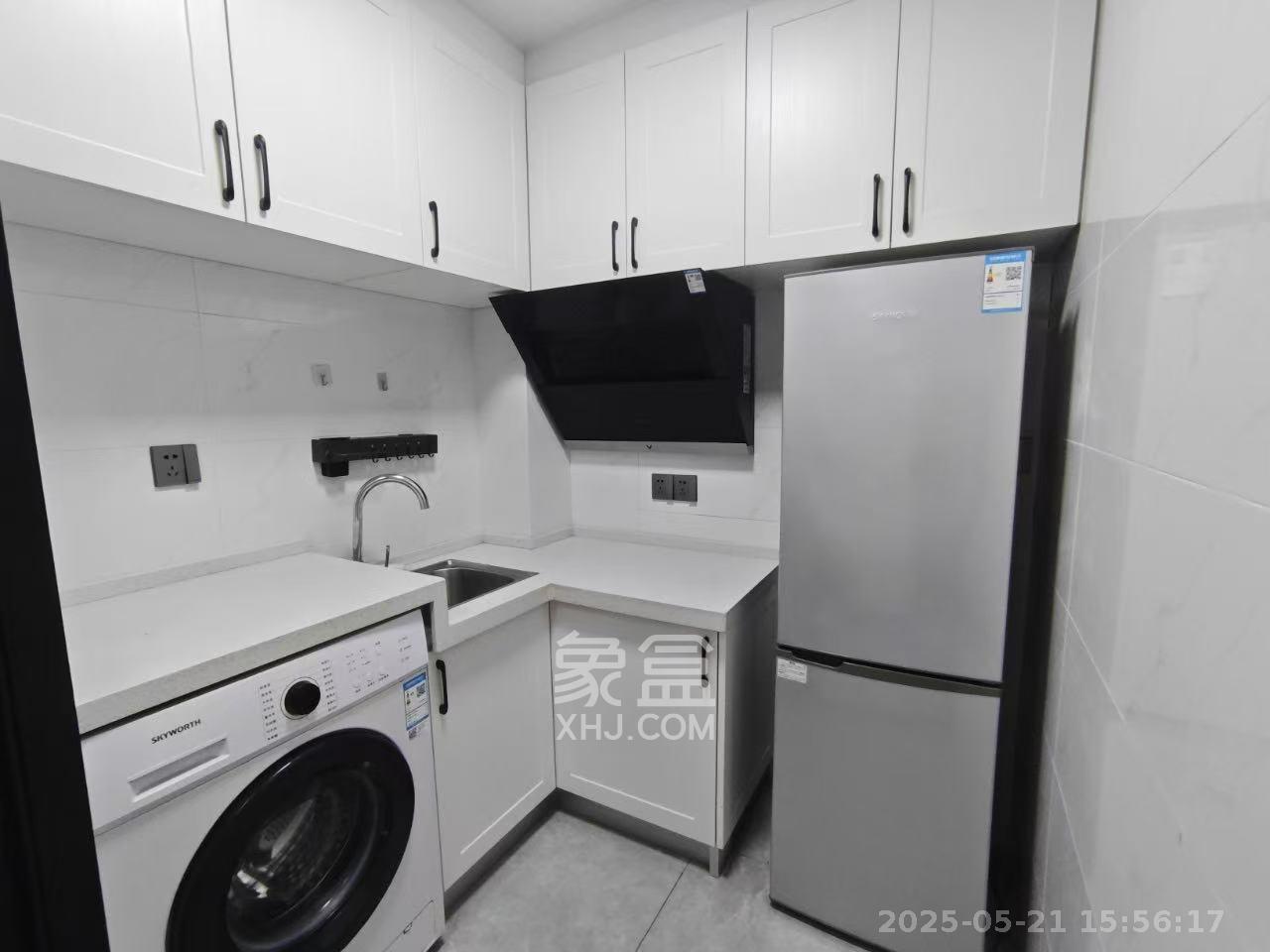 保利香槟国际  1室0厅0卫   1300.00元/月