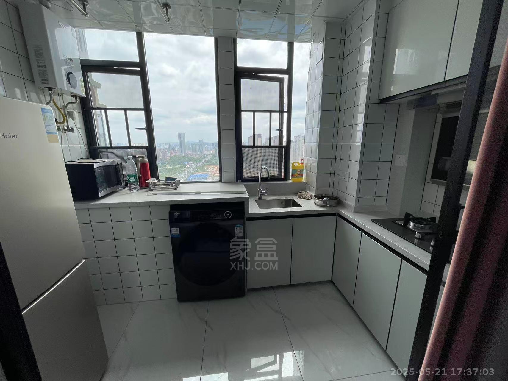 和顺天河广场(型格广场) 1室1厅1卫 1400.0元/月 和顺天河广场(型格广场) 1室1厅1卫 1400.0元/月室内图