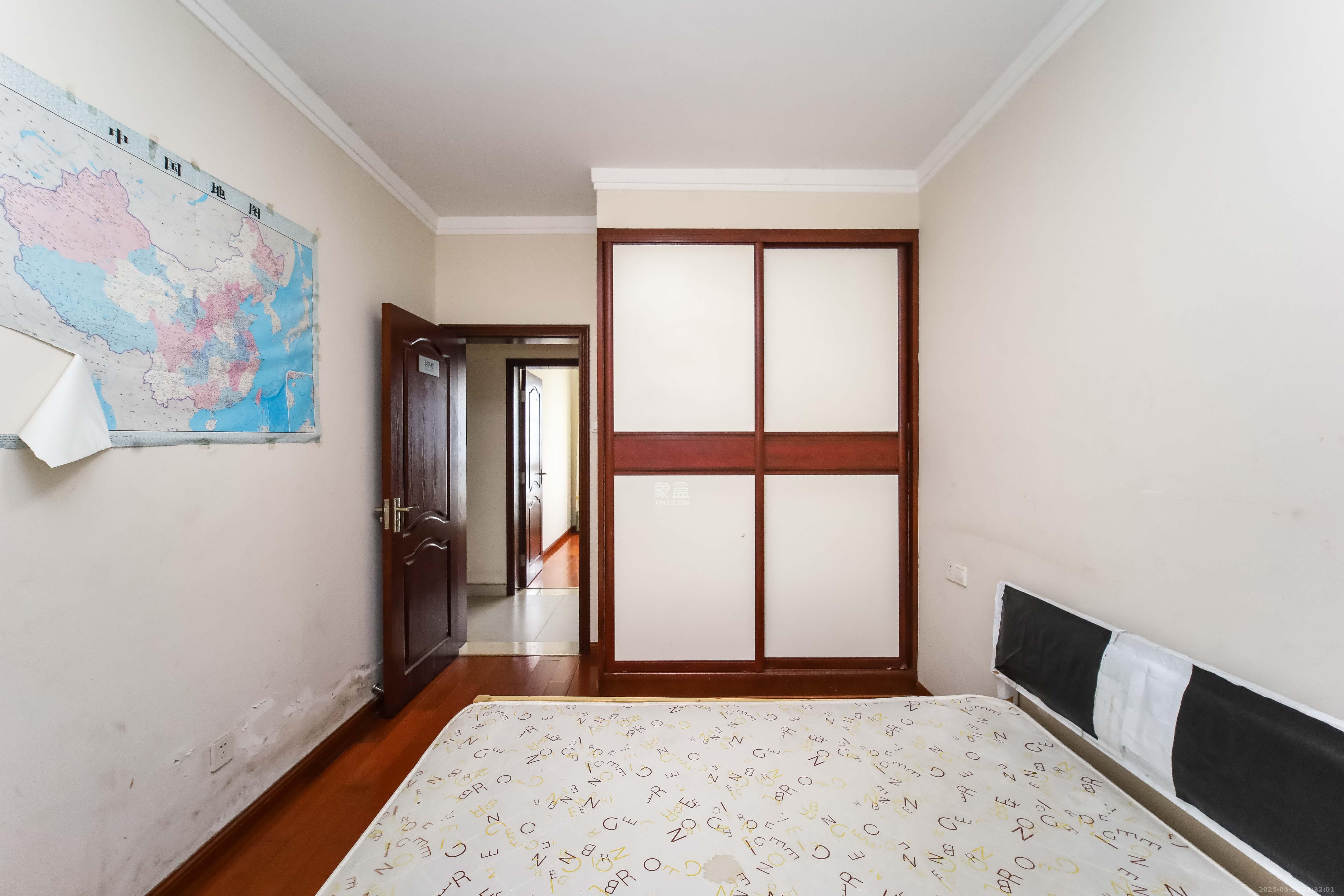 东门壹号家园  4室2厅2卫    108.0万卧室