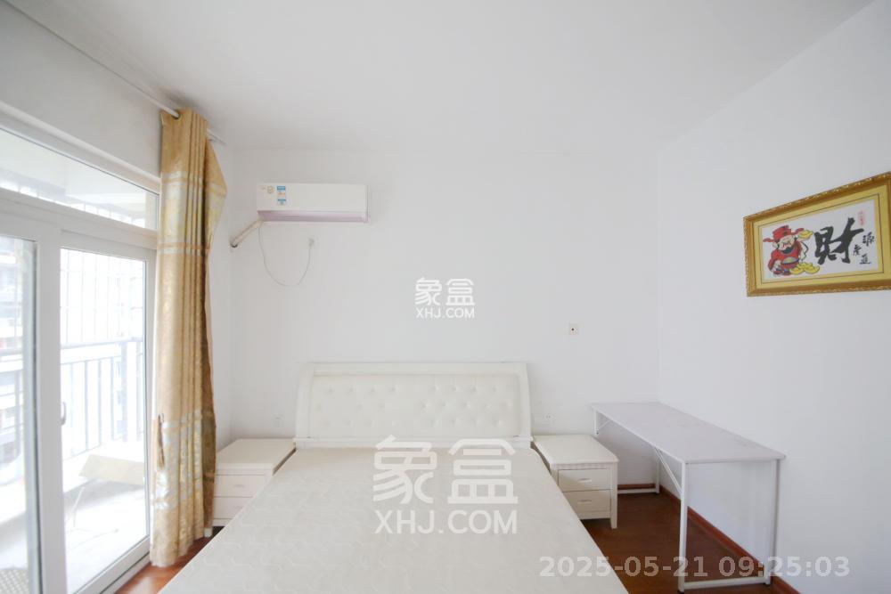 泊爱蓝湾 3室2厅2卫 3200.0元/月 泊爱蓝湾 3室2厅2卫 3200.0元/月室内图