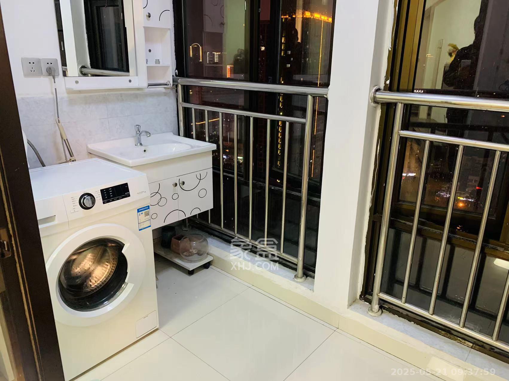 铂宫  1室1厅1卫   3000.00元/月室内图