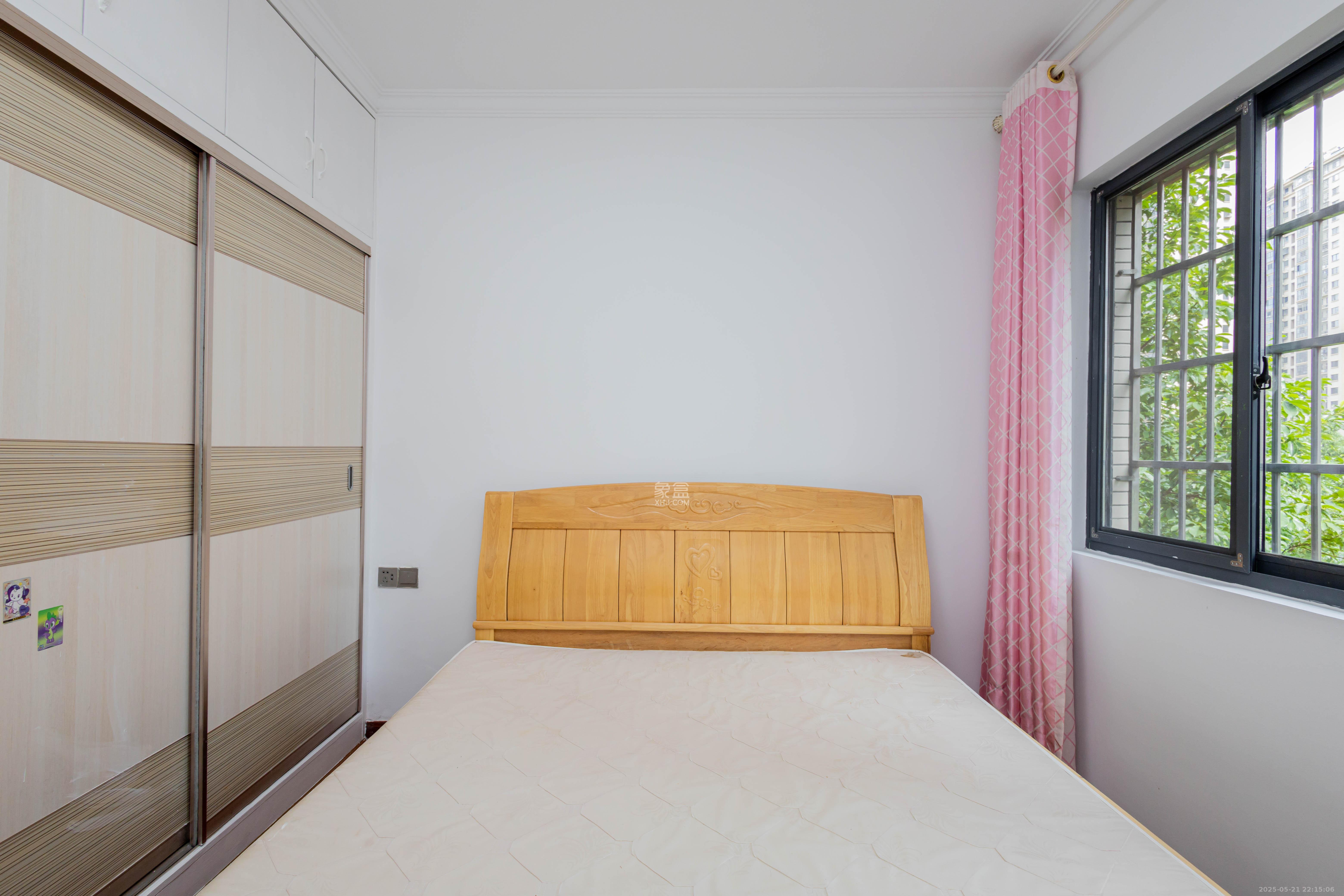 佳美紫郡  3室2厅1卫    45.8万 佳美紫郡  3室2厅1卫    45.8万卧室