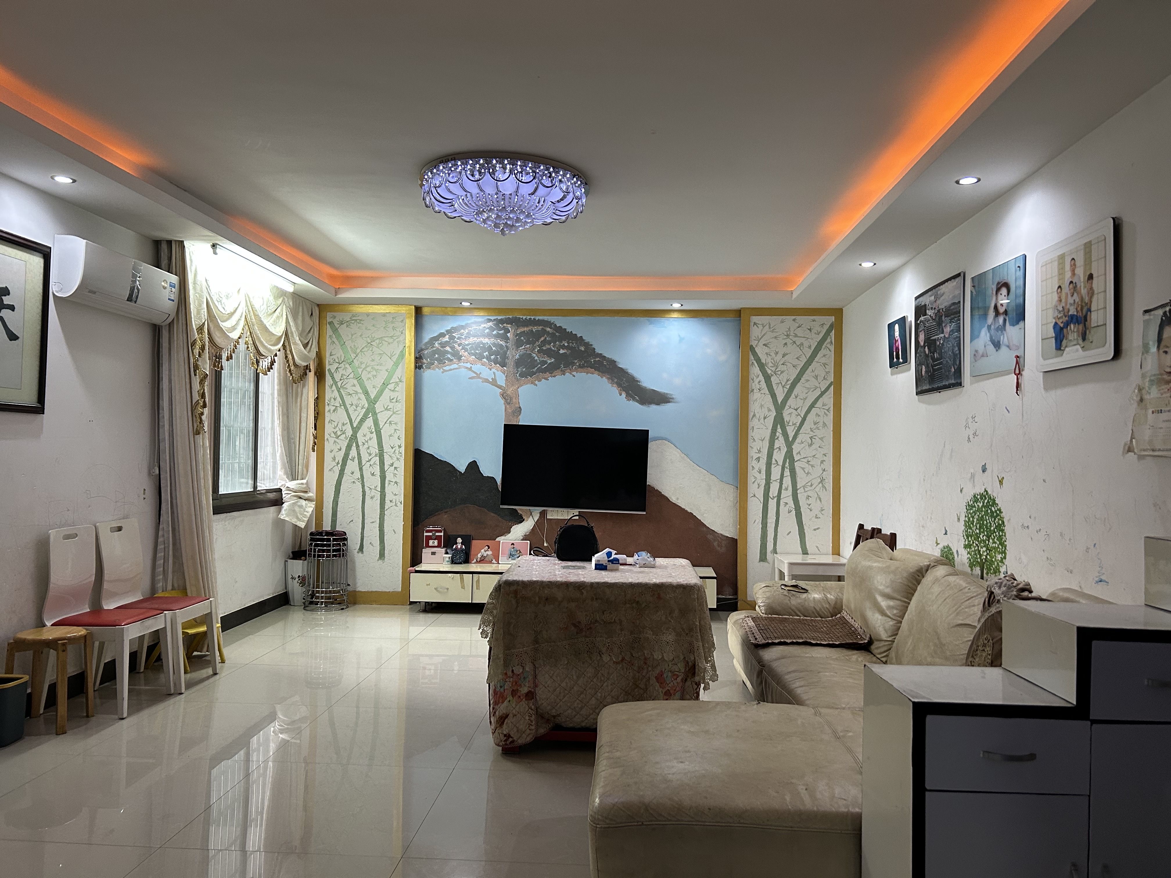 加州阳光小区(吉星阳光) 3室2厅2卫 1200.0元/月 加州阳光小区(吉星阳光) 3室2厅2卫 1200.0元/月室内图