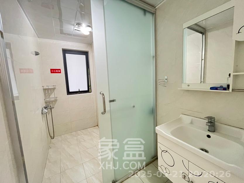 中建梅溪湖中心  4室2厅1卫   3500.00元/月室内图