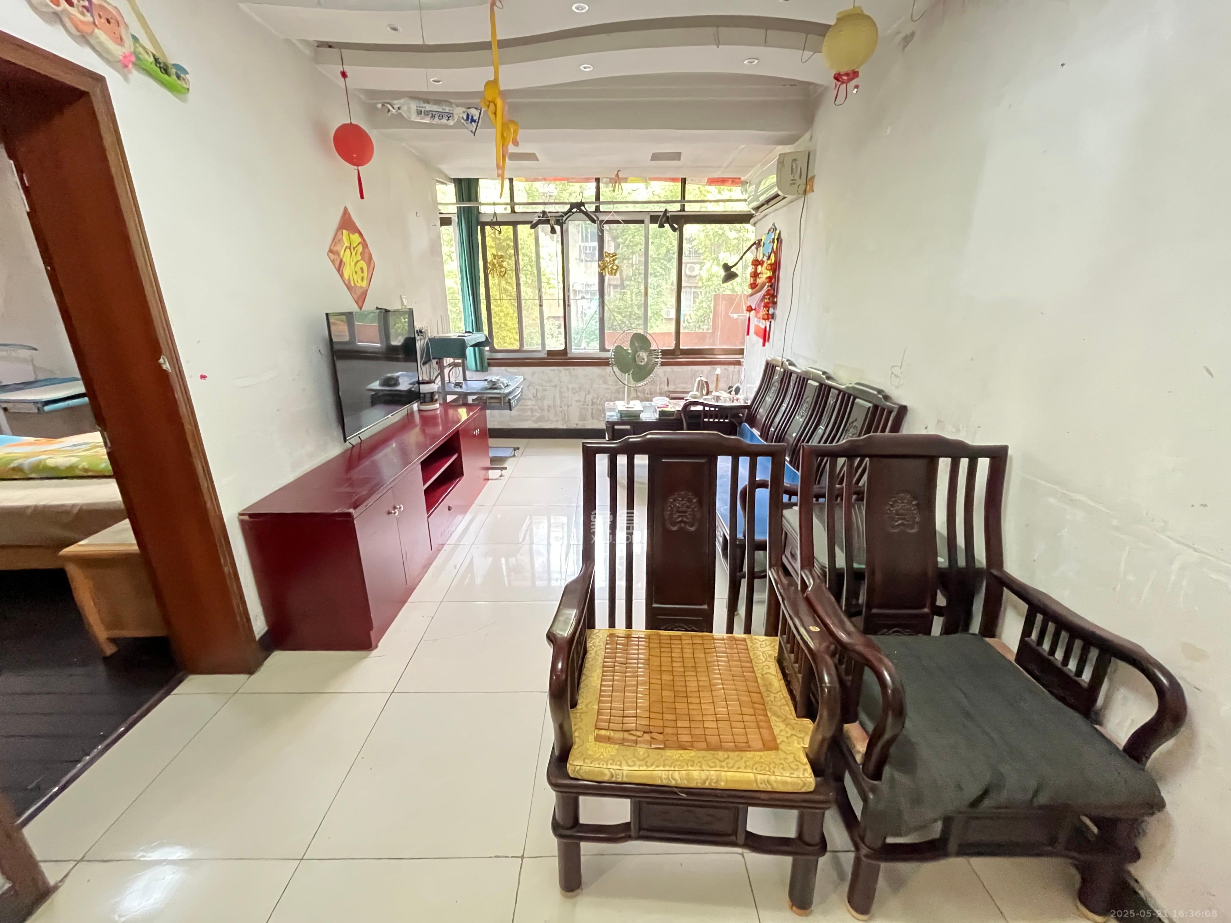 长岭包装宿舍 2室1厅1卫 1400.0元/月 长岭包装宿舍 2室1厅1卫 1400.0元/月室内图