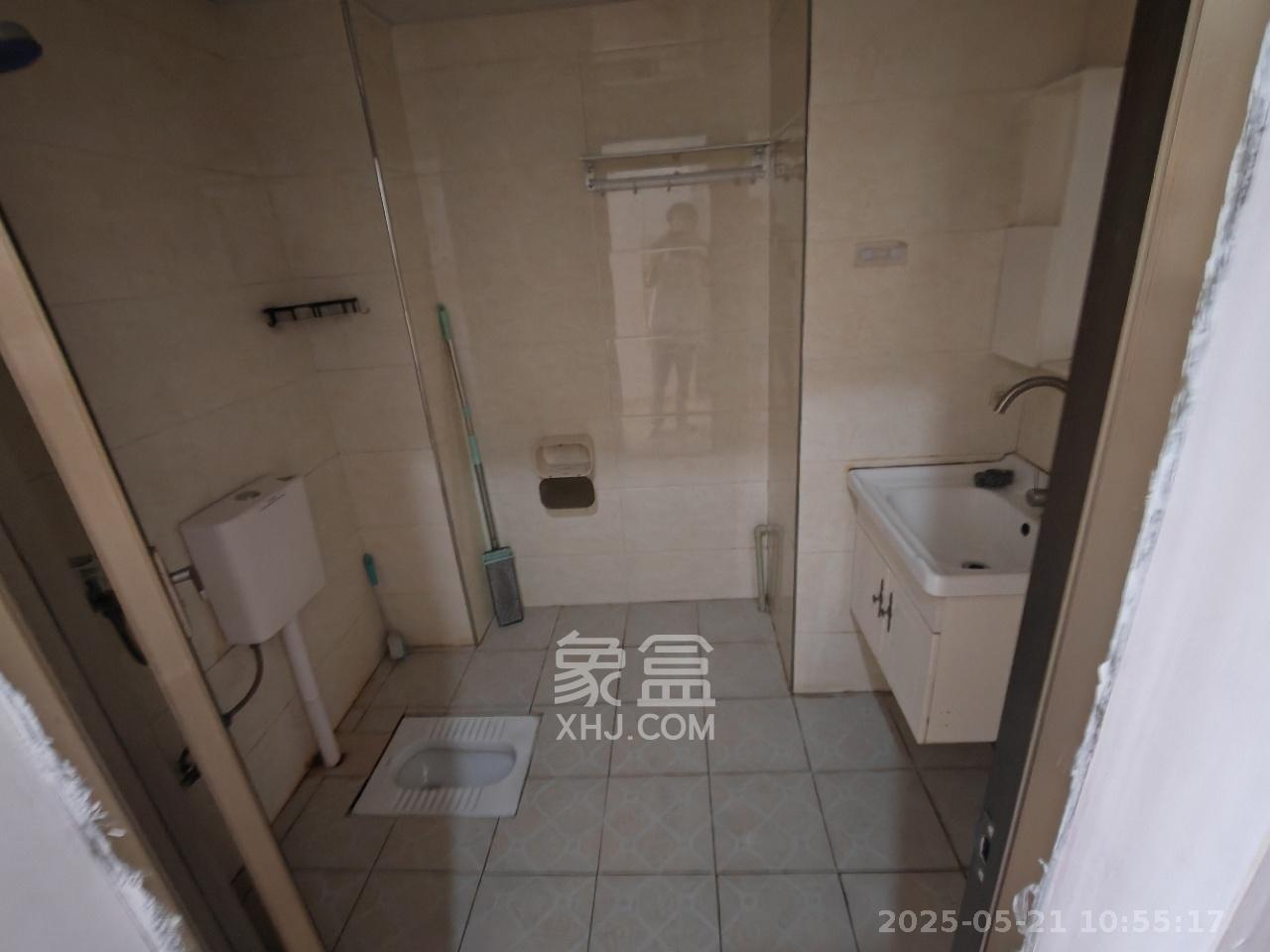 圭塘三小区  1室0厅0卫   1850.00元/月