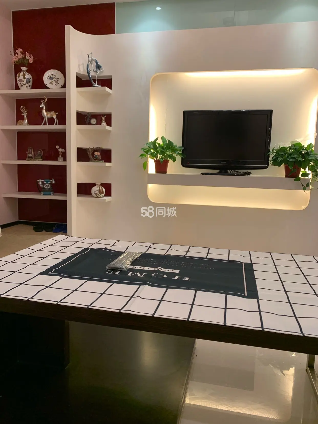明光国际大酒店  1室0厅1卫   1400.00元/月