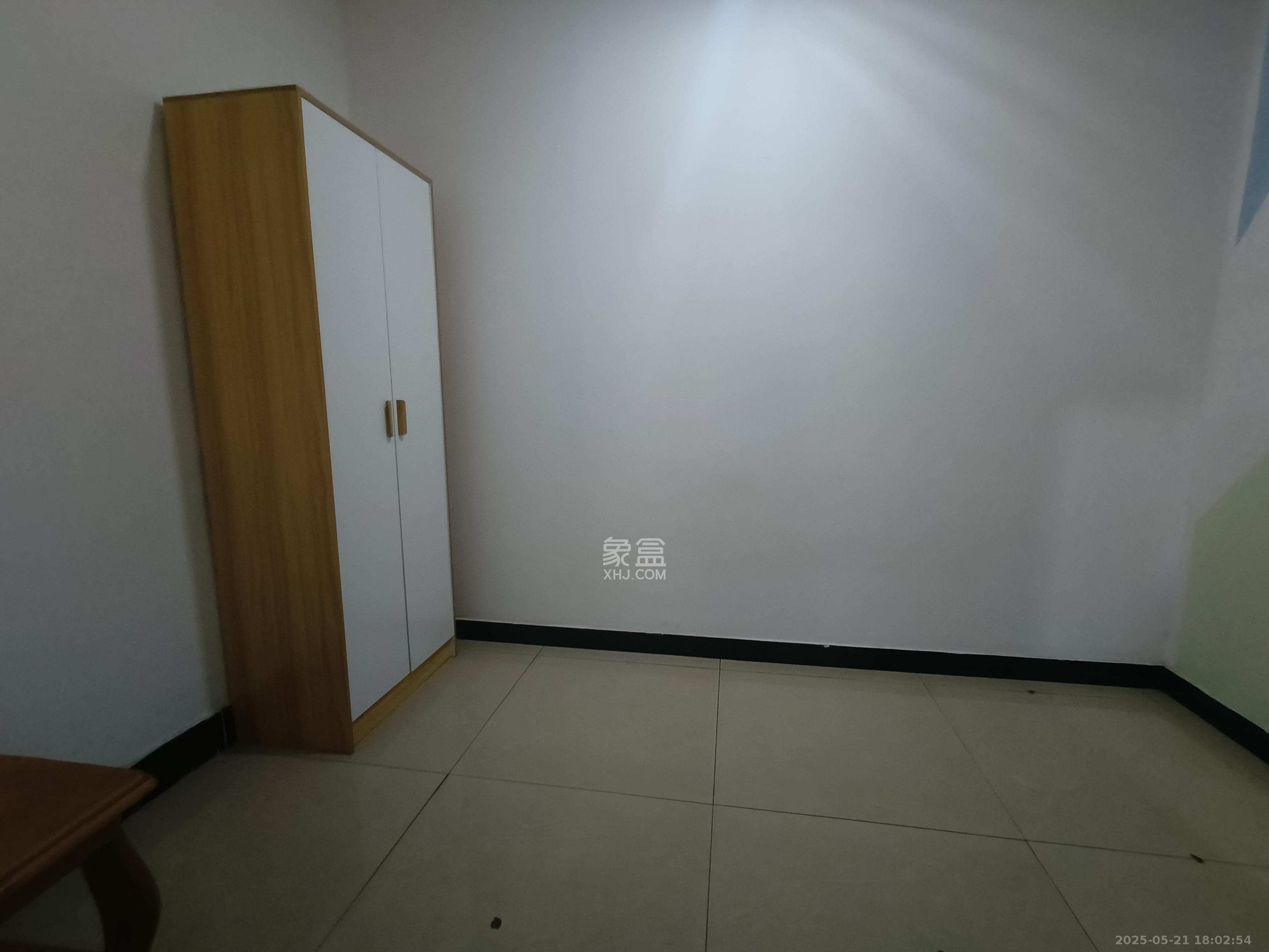 沁园经贸小区  3室2厅1卫   1800.00元/月室内图