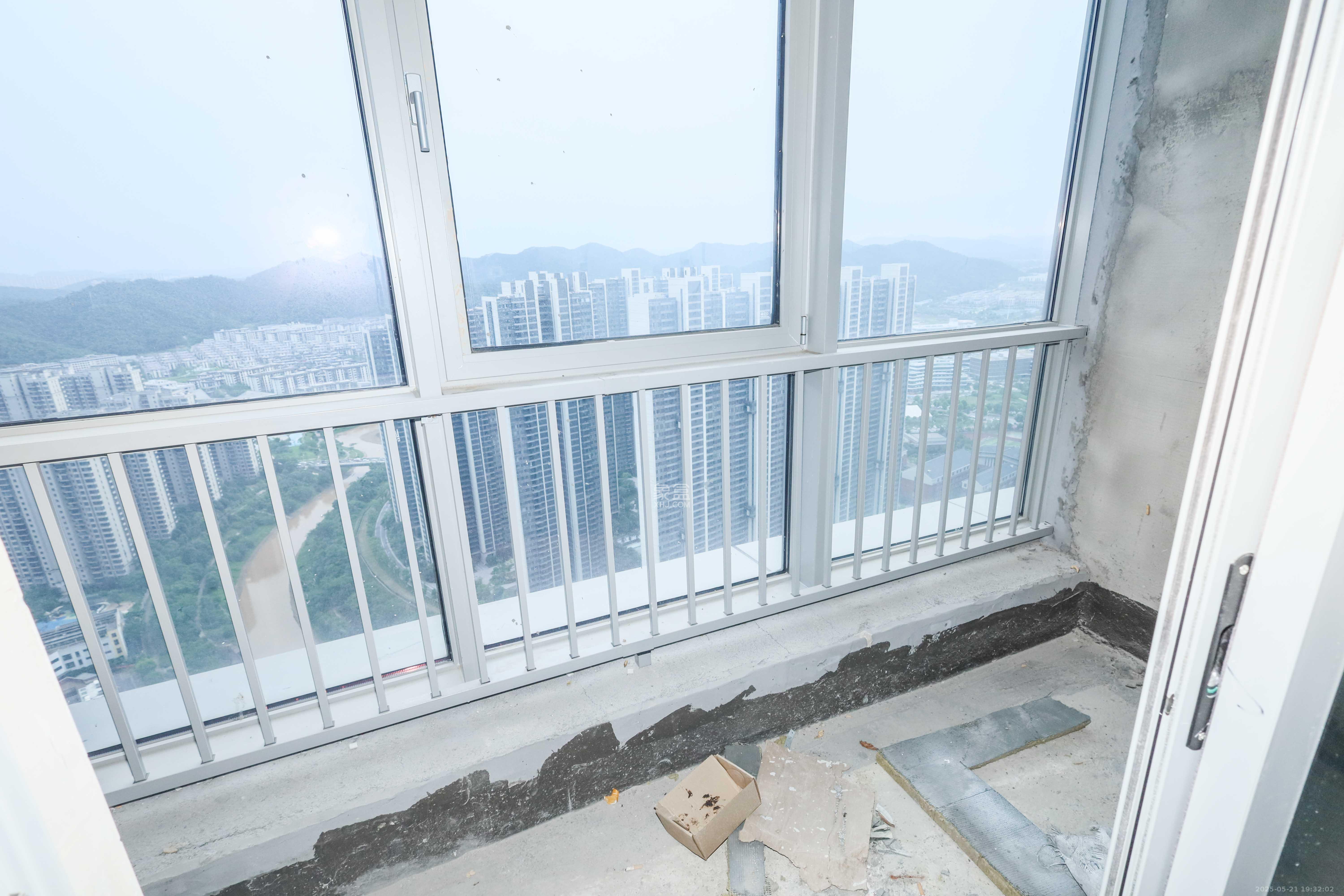 正荣梅溪紫阙台  4室2厅3卫    480.0万卧室