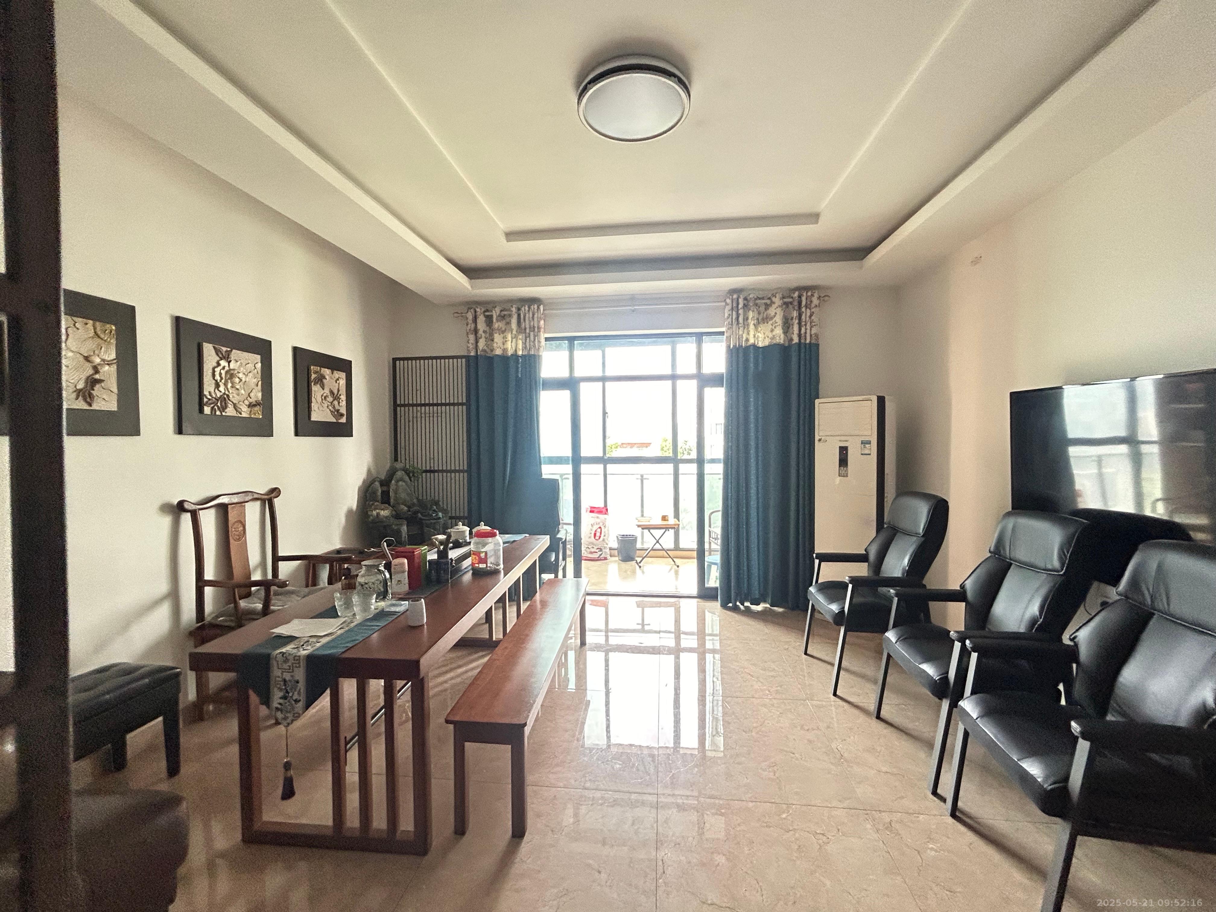 阳光100三期 4室2厅3卫 4300.0元/月 阳光100三期 4室2厅3卫 4300.0元/月室内图