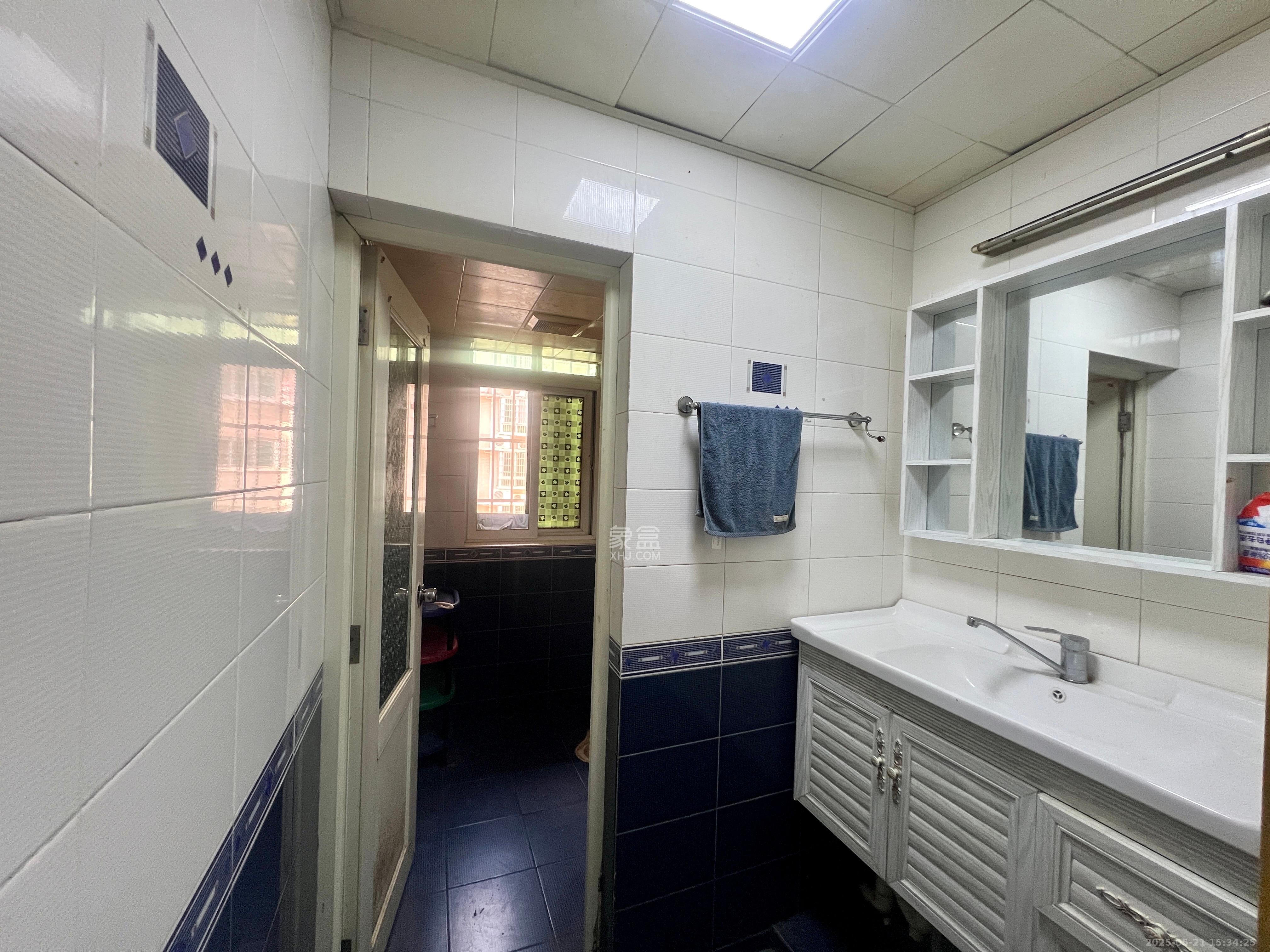 今利园 3室2厅2卫 2100.0元/月 今利园 3室2厅2卫 2100.0元/月室内图