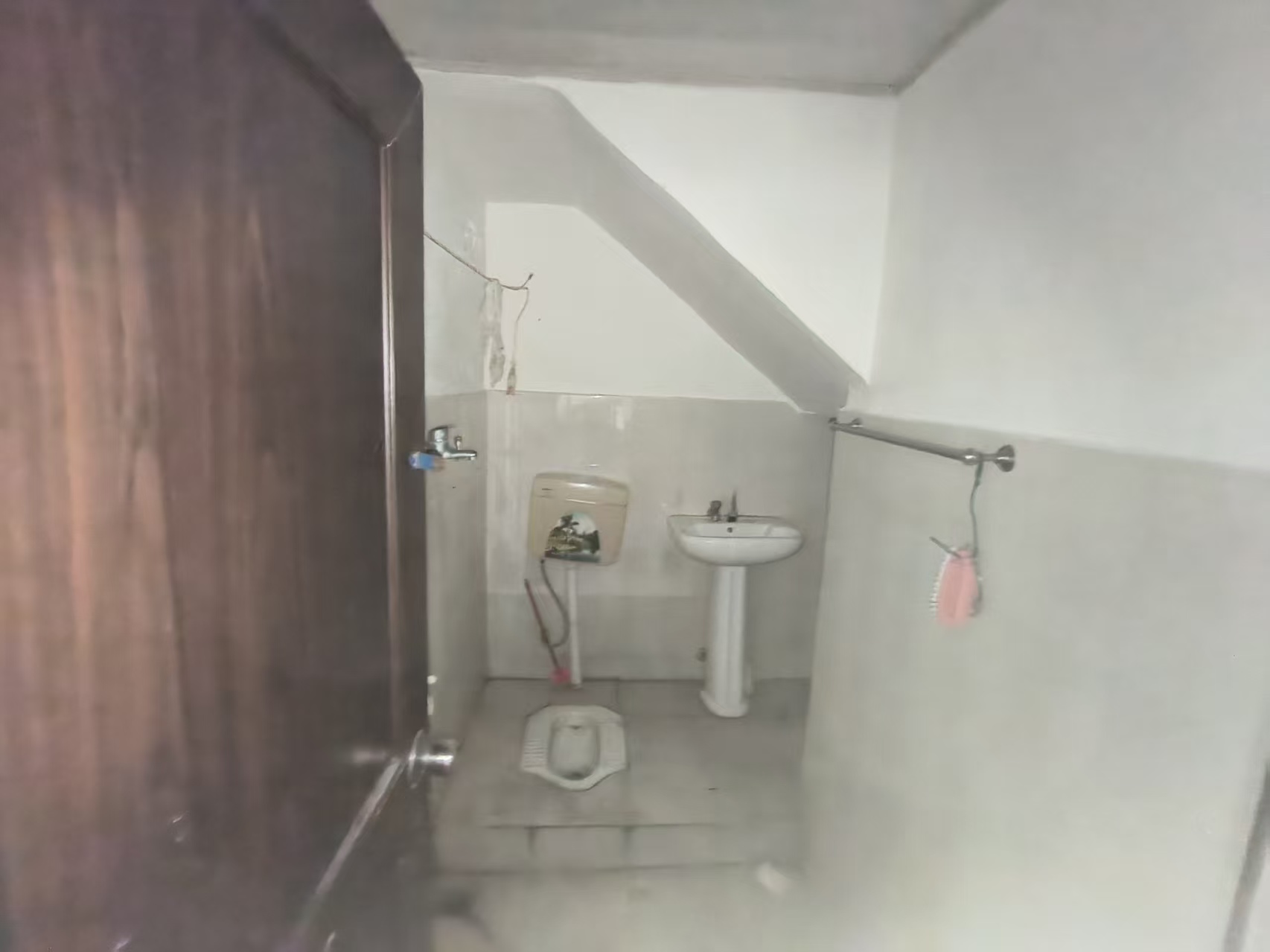 椰景花园 7室2厅4卫 3500.0元/月 椰景花园 7室2厅4卫 3500.0元/月室内图