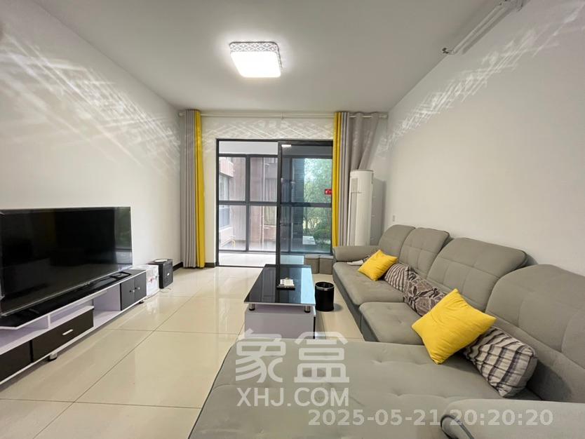 中建梅溪湖中心  4室2厅1卫   3500.00元/月