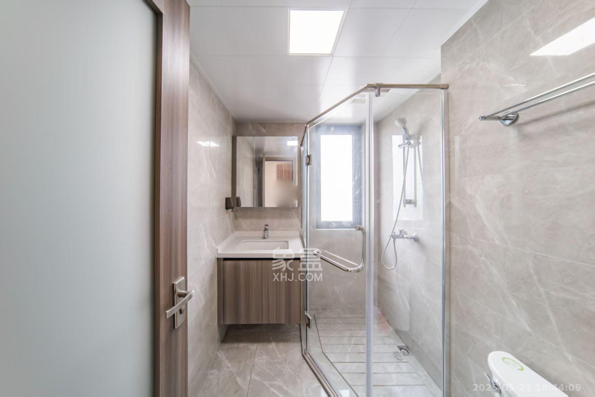 中海阅麓山二期 4室2厅2卫 4000.0元/月 中海阅麓山二期 4室2厅2卫 4000.0元/月室内图