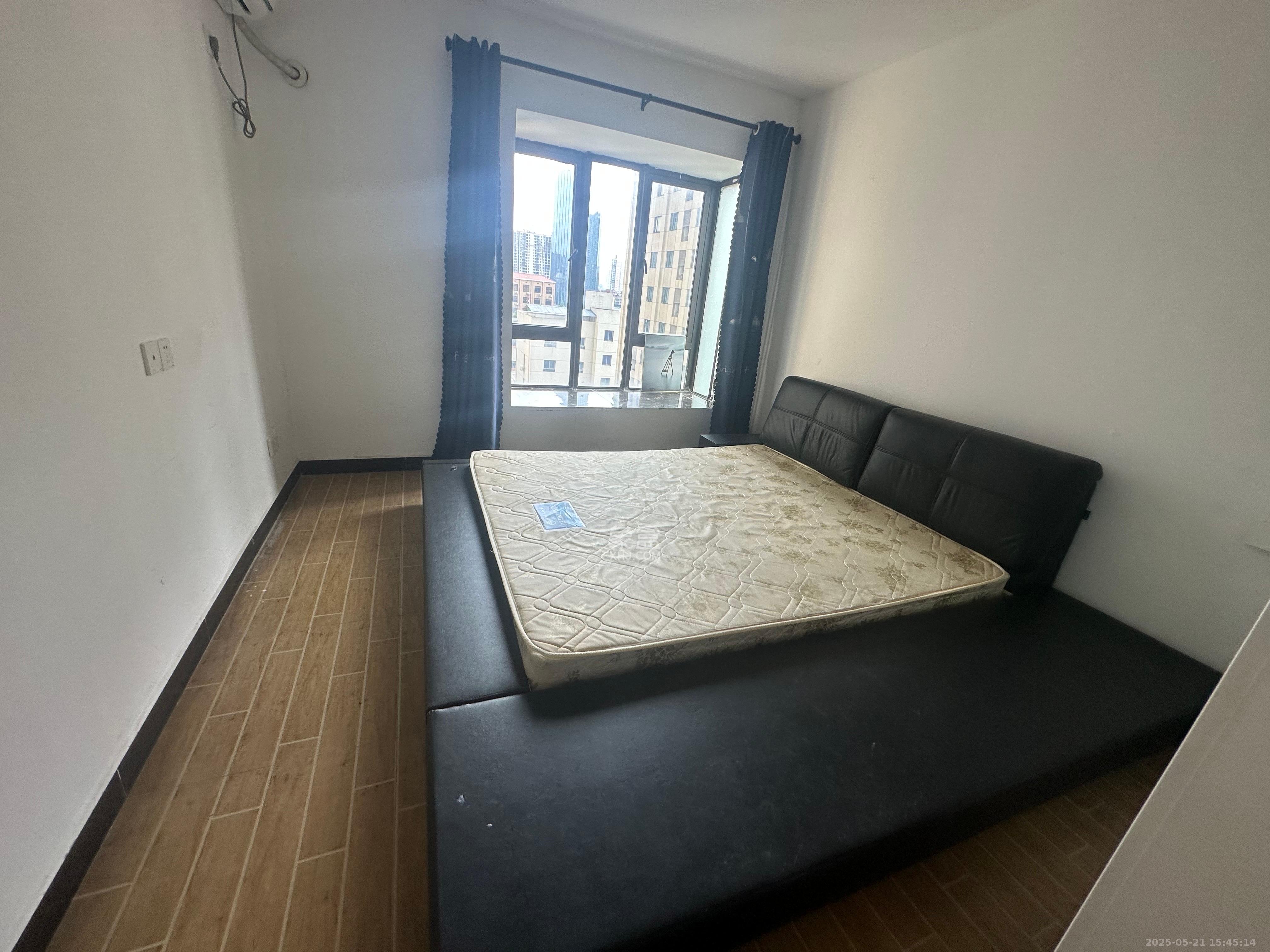 中欣楚天熙苑 3室2厅2卫 2500.0元/月 中欣楚天熙苑 3室2厅2卫 2500.0元/月室内图