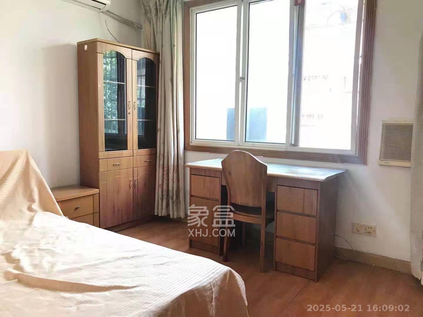 学宫街散盘  3室1厅1卫   2800.00元/月室内图