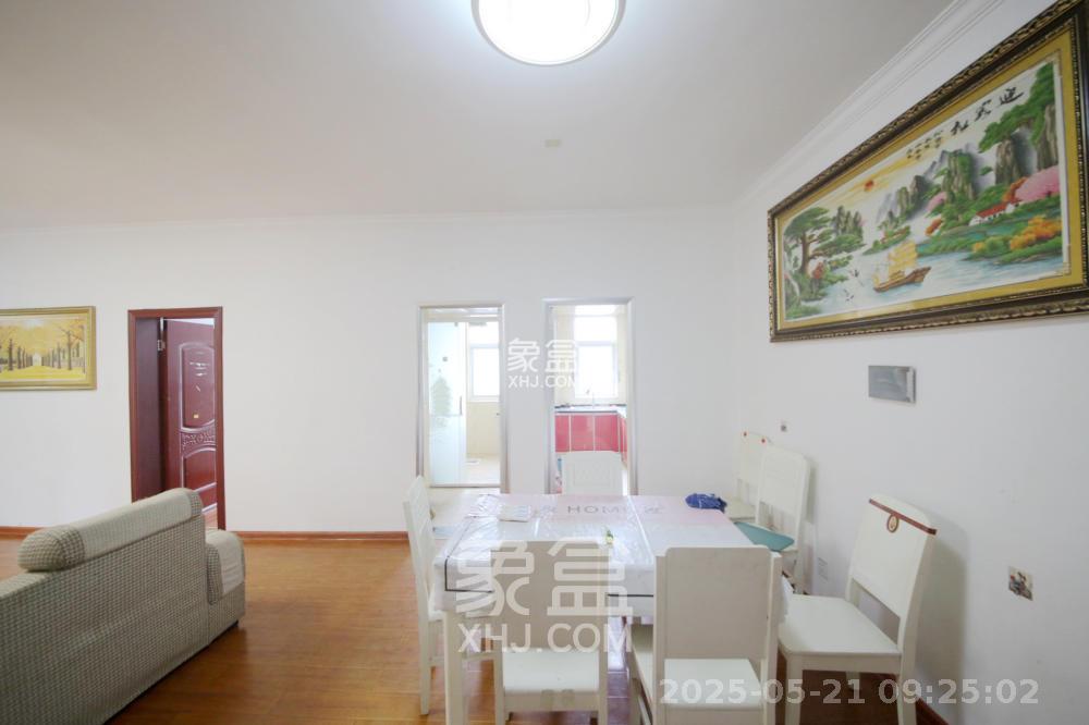 泊爱蓝湾 3室2厅2卫 3200.0元/月 泊爱蓝湾 3室2厅2卫 3200.0元/月室内图