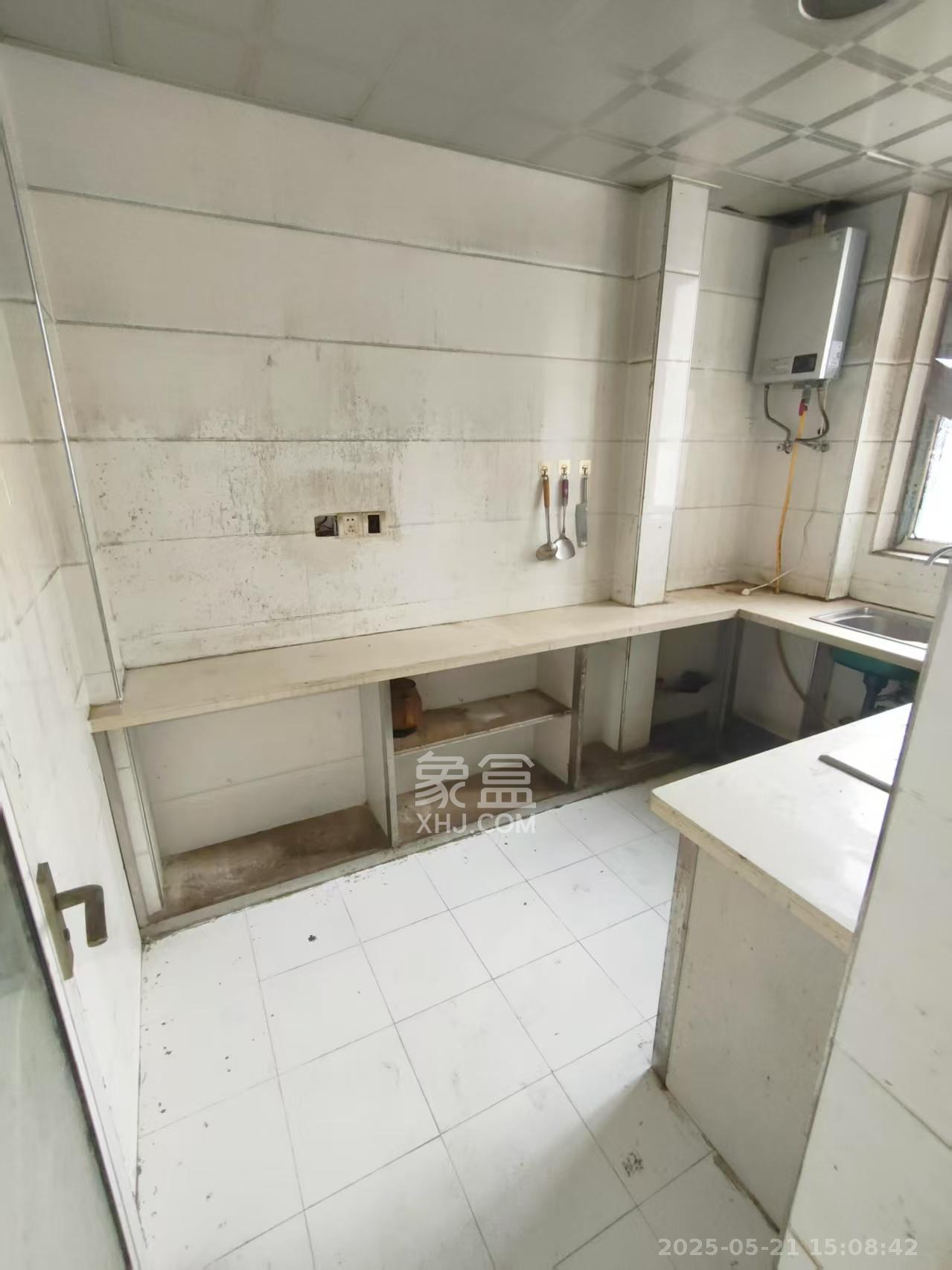 东门尚苑 3室2厅1卫 1600.0元/月 东门尚苑 3室2厅1卫 1600.0元/月室内图