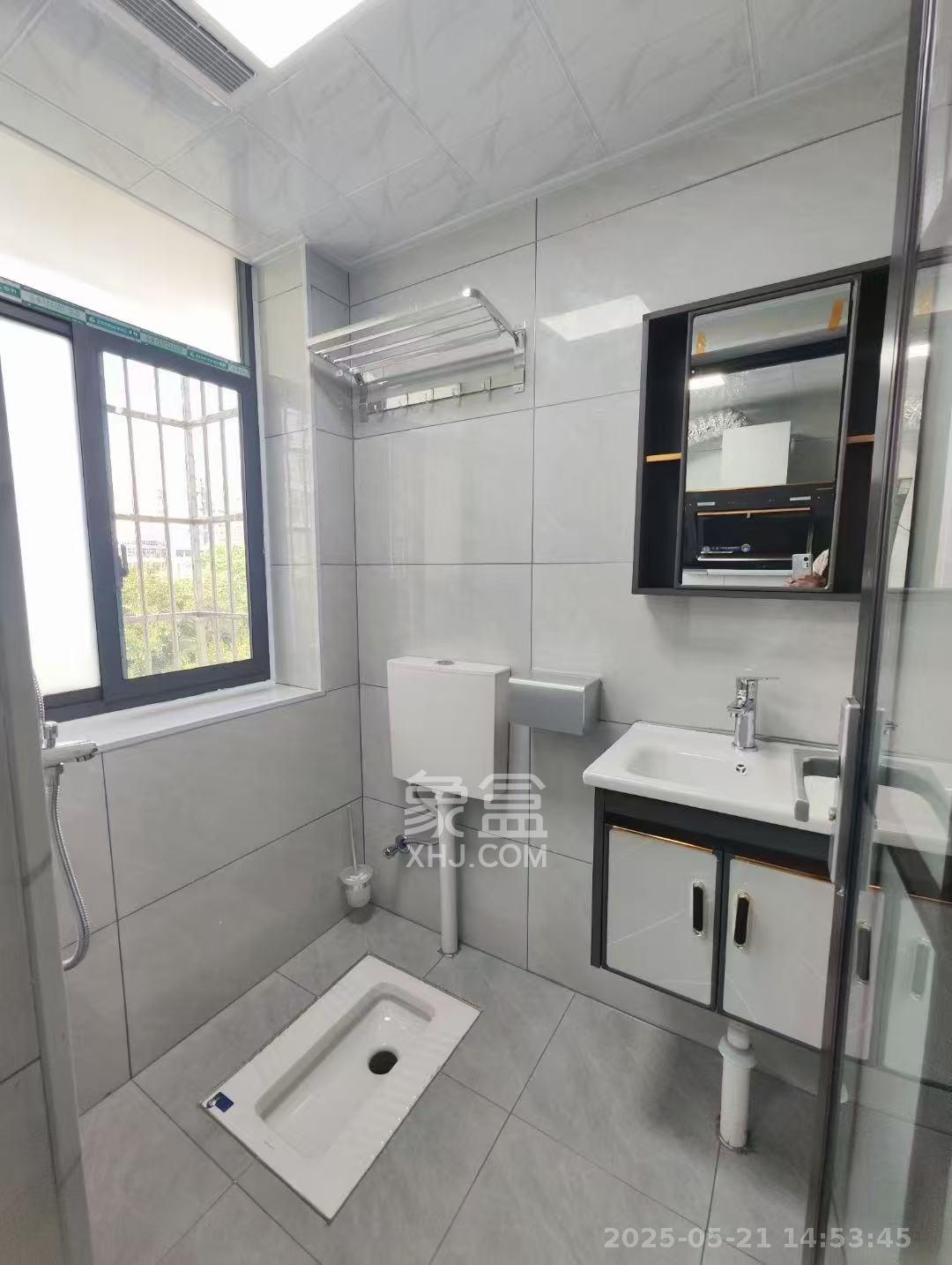 马王堆汽配城 1室2厅1卫 1500.0元/月 马王堆汽配城 1室2厅1卫 1500.0元/月室内图