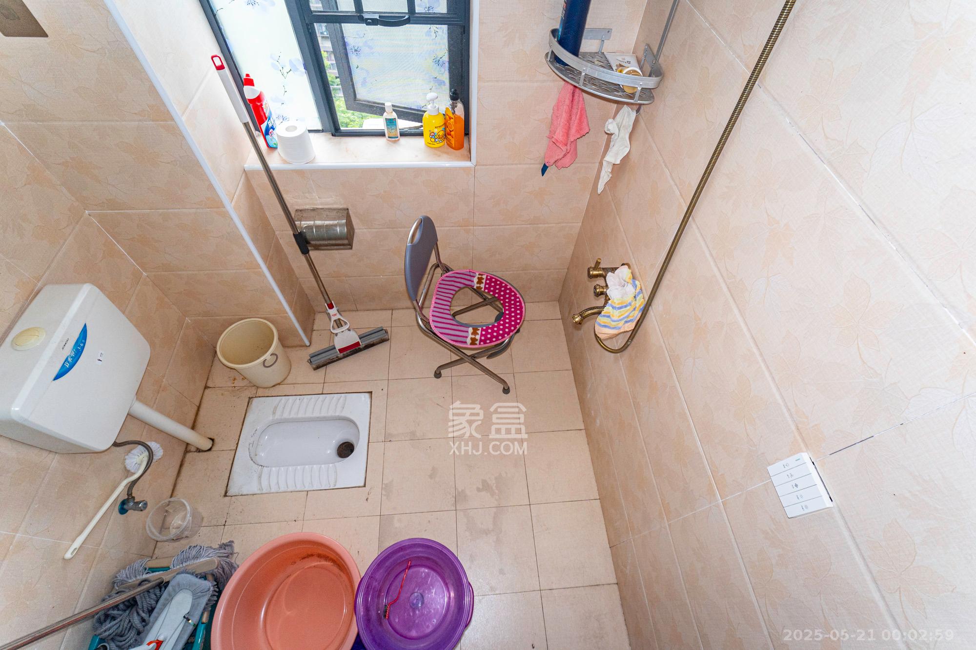 恒基凯旋门一二期 4室2厅2卫 143.0万 恒基凯旋门一二期 4室2厅2卫 143.0万卫生间