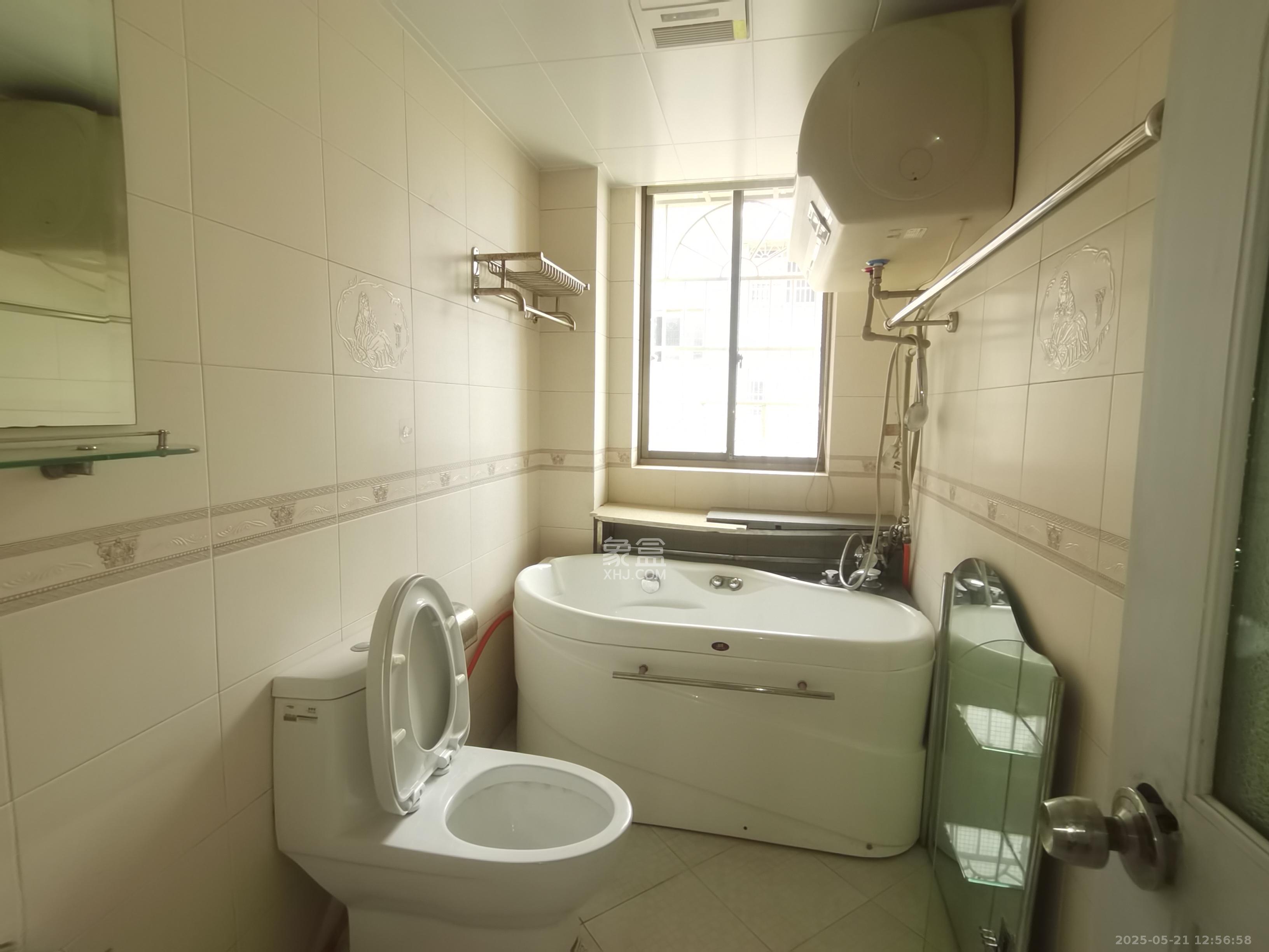 杨铭园  3室2厅1卫    2500.0元/月 杨铭园  3室2厅1卫    2500.0元/月室内图