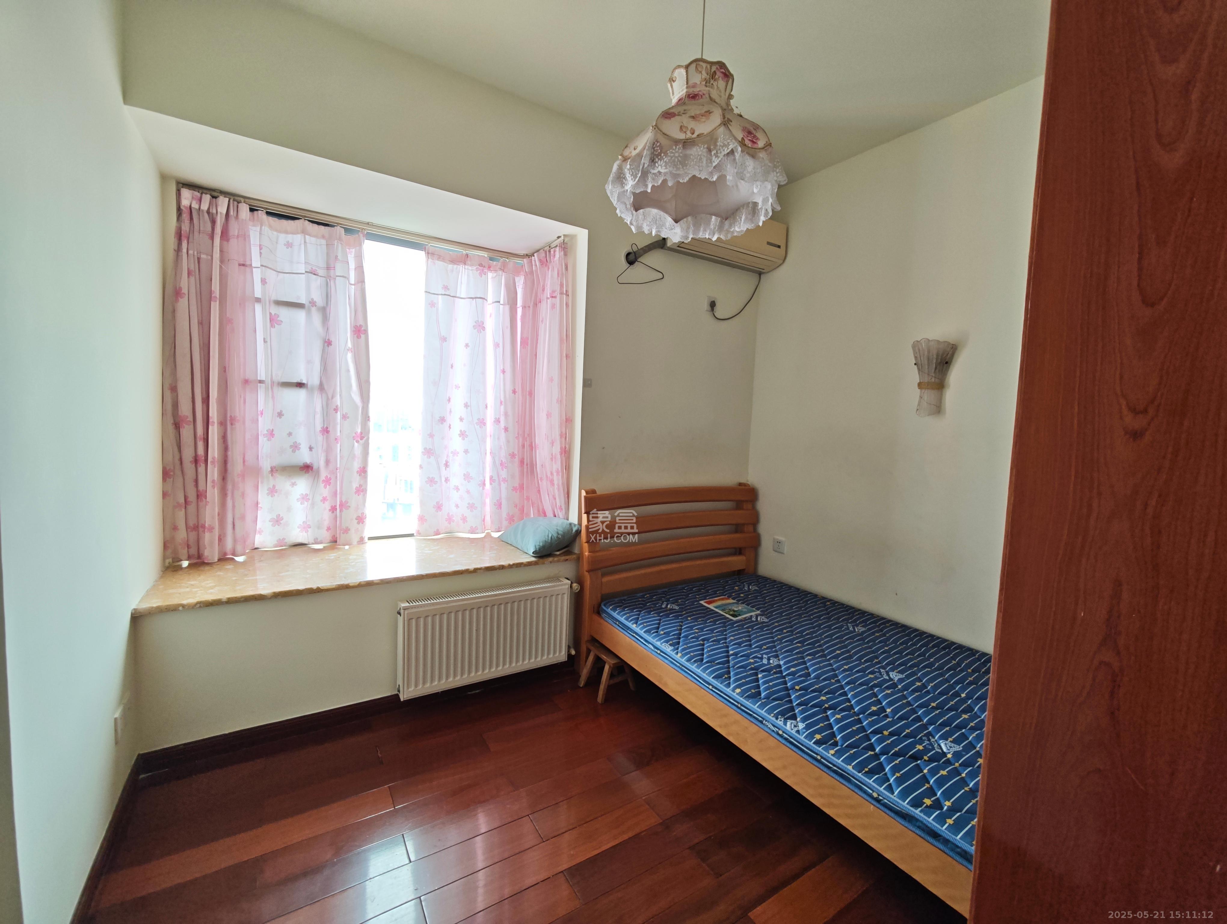 滨江君悦香邸 3室2厅2卫 3000.0元/月 滨江君悦香邸 3室2厅2卫 3000.0元/月室内图