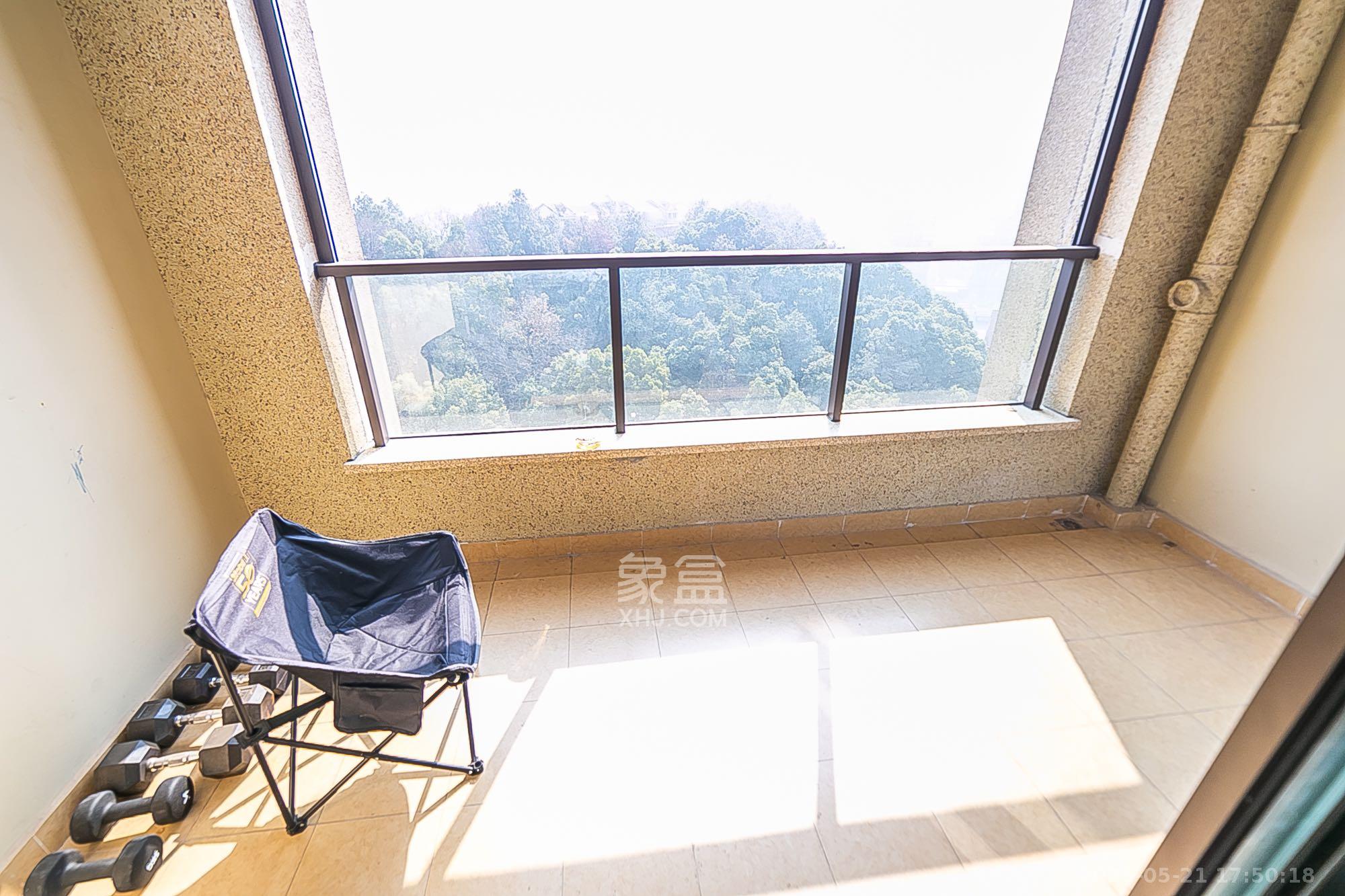 万科紫台  3室2厅2卫   4500.00元/月室内图
