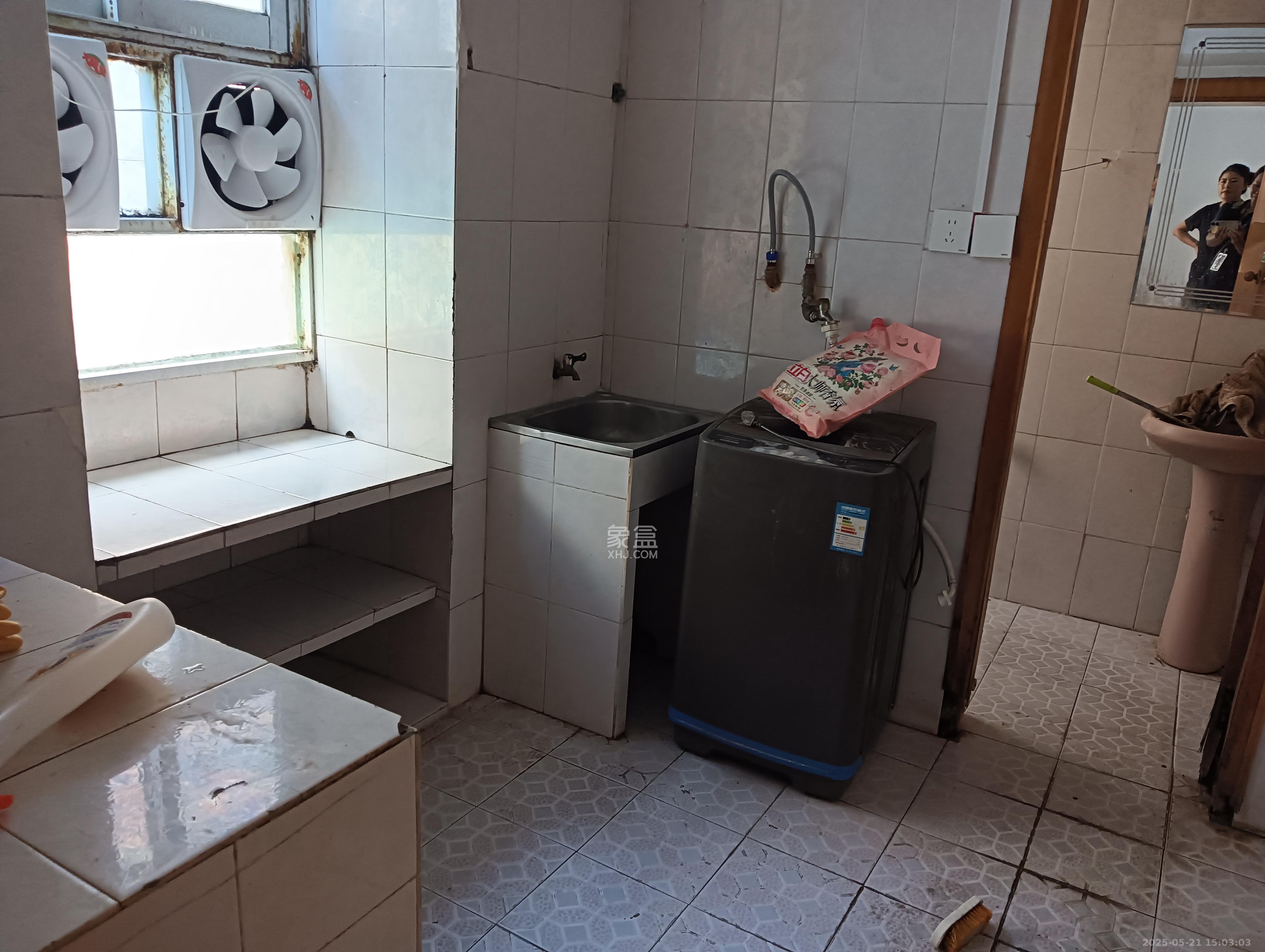 杏花园私房散盘  2室1厅1卫    1400.0元/月 杏花园私房散盘  2室1厅1卫    1400.0元/月室内图