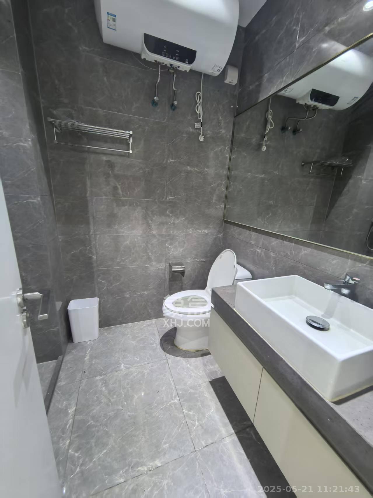 天祥水晶湾   52.51㎡      2200.0元/月室内图