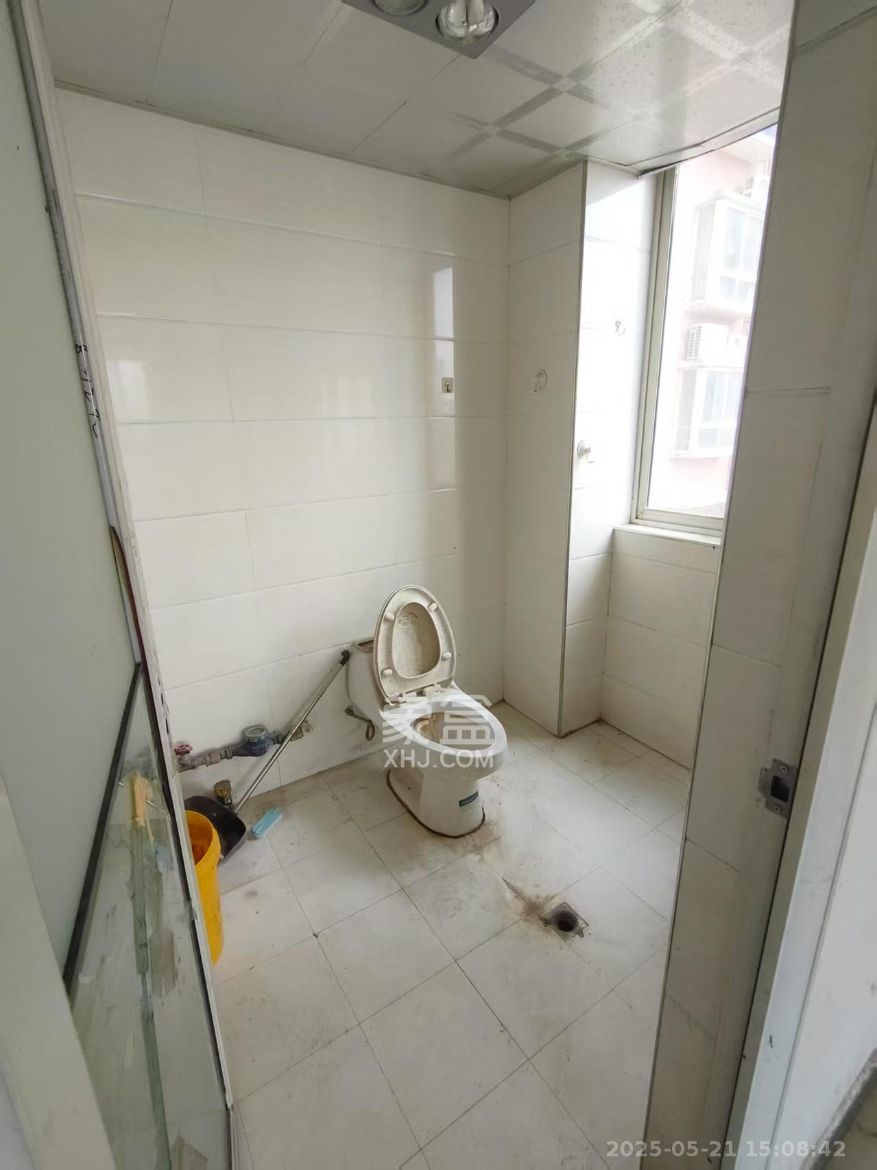 东门尚苑 3室2厅1卫 1600.0元/月 东门尚苑 3室2厅1卫 1600.0元/月室内图