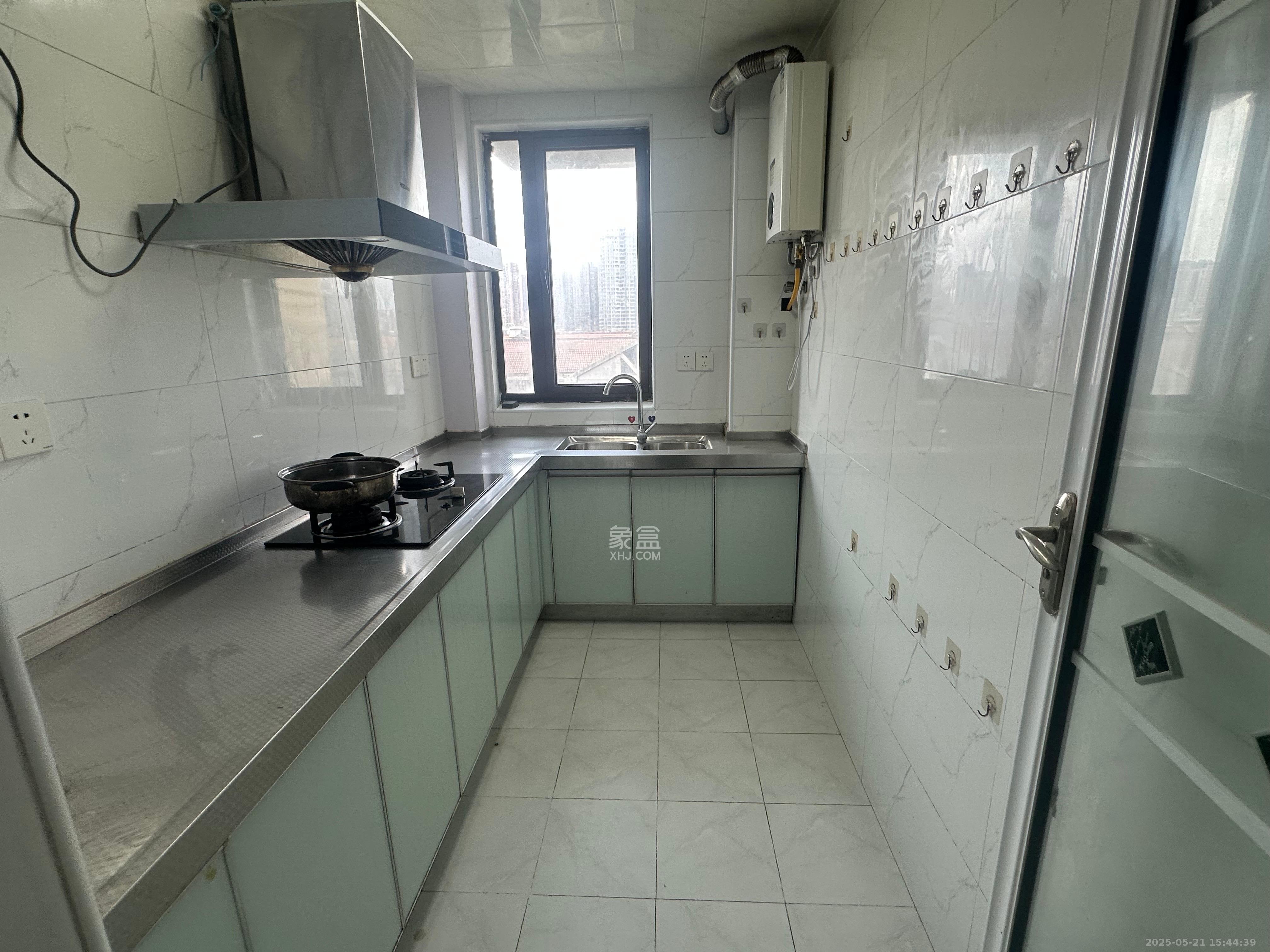 中欣楚天熙苑 3室2厅2卫 2500.0元/月 中欣楚天熙苑 3室2厅2卫 2500.0元/月室内图