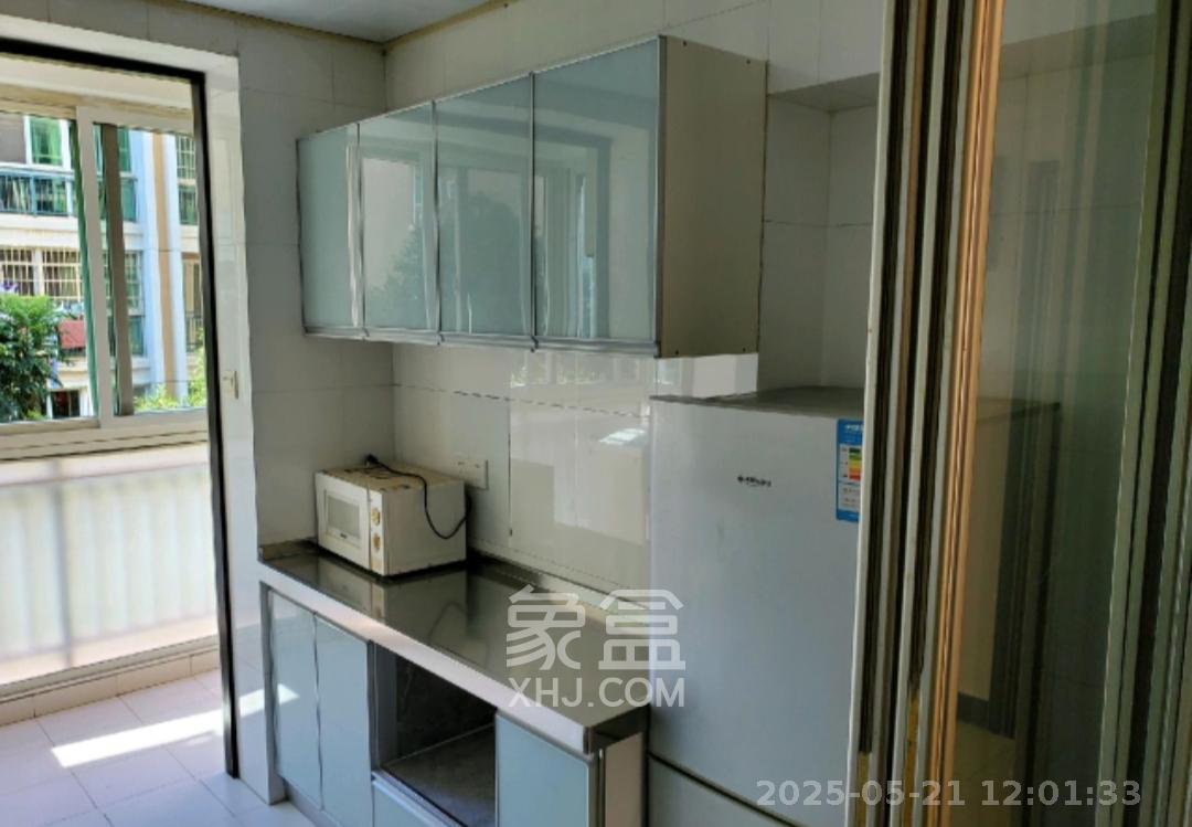 锦湘国际星城一期(锦美苑) 3室2厅2卫 2680.0元/月 锦湘国际星城一期(锦美苑) 3室2厅2卫 2680.0元/月室内图