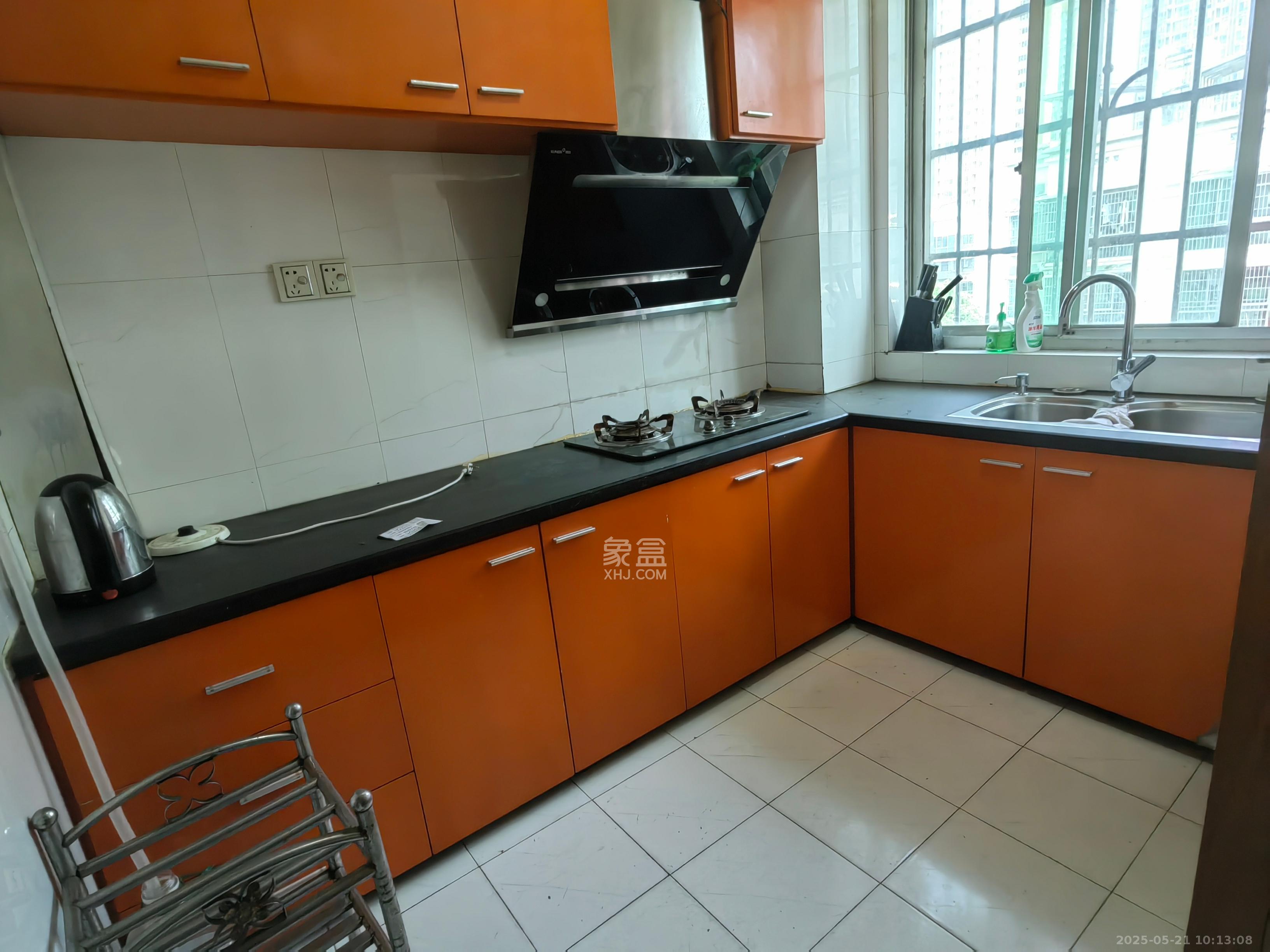 中南汽车世界 2室1厅1卫 1000.0元/月 中南汽车世界 2室1厅1卫 1000.0元/月室内图