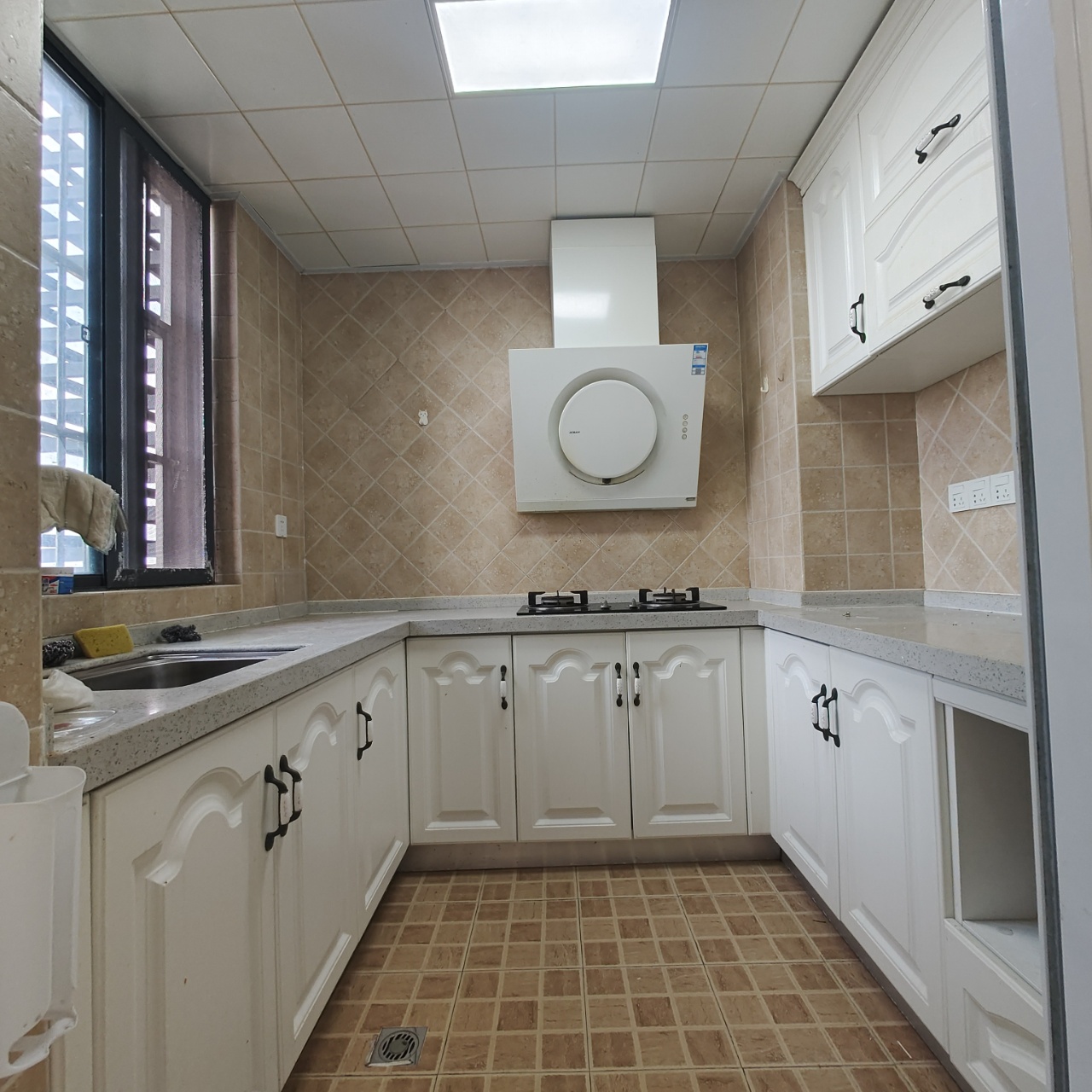 昌茂水木清华  3室2厅1卫    135.0万 昌茂水木清华  3室2厅1卫    135.0万室内图