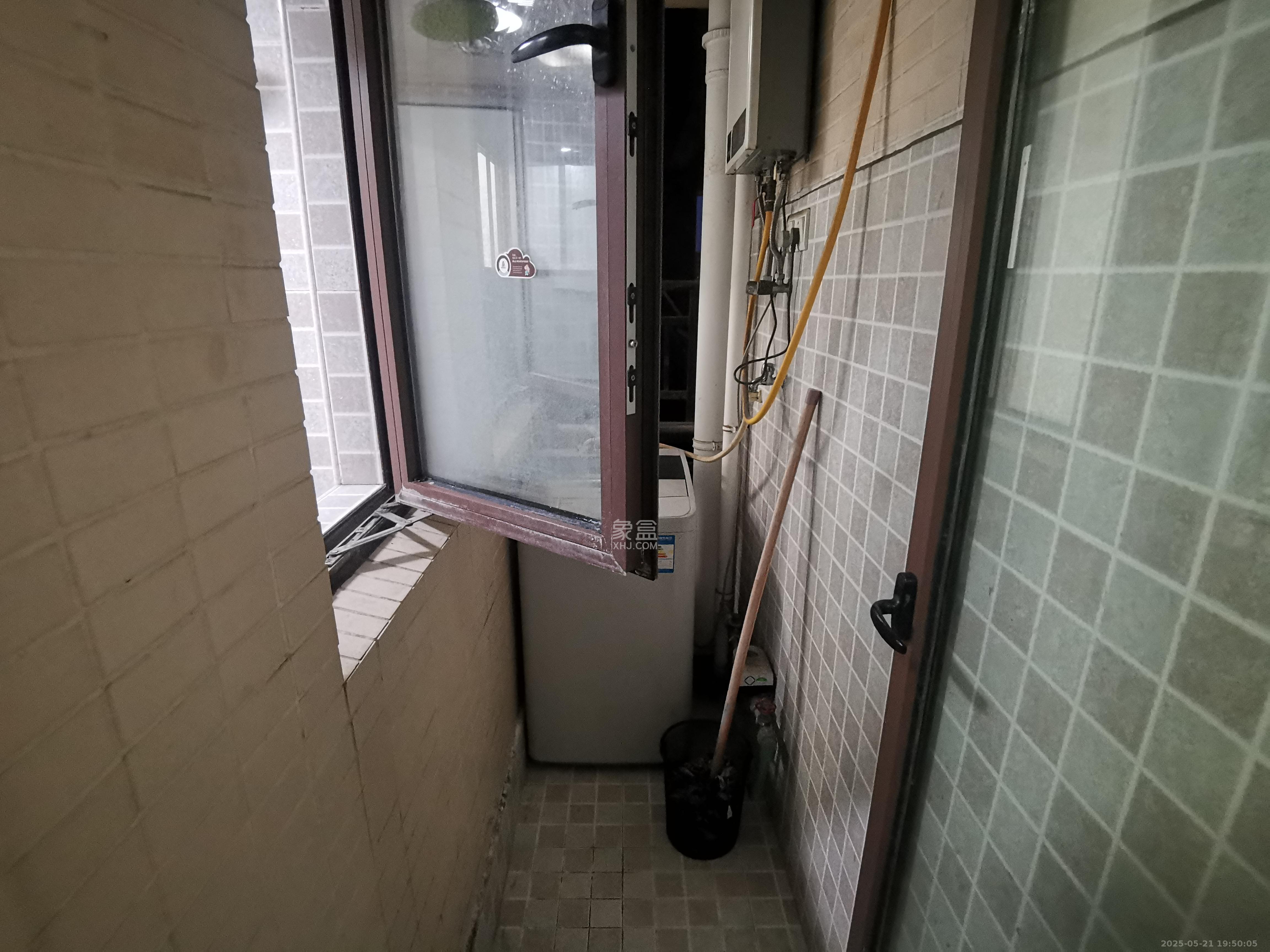 金房奥斯卡  1室1厅1卫   1500.00元/月室内图