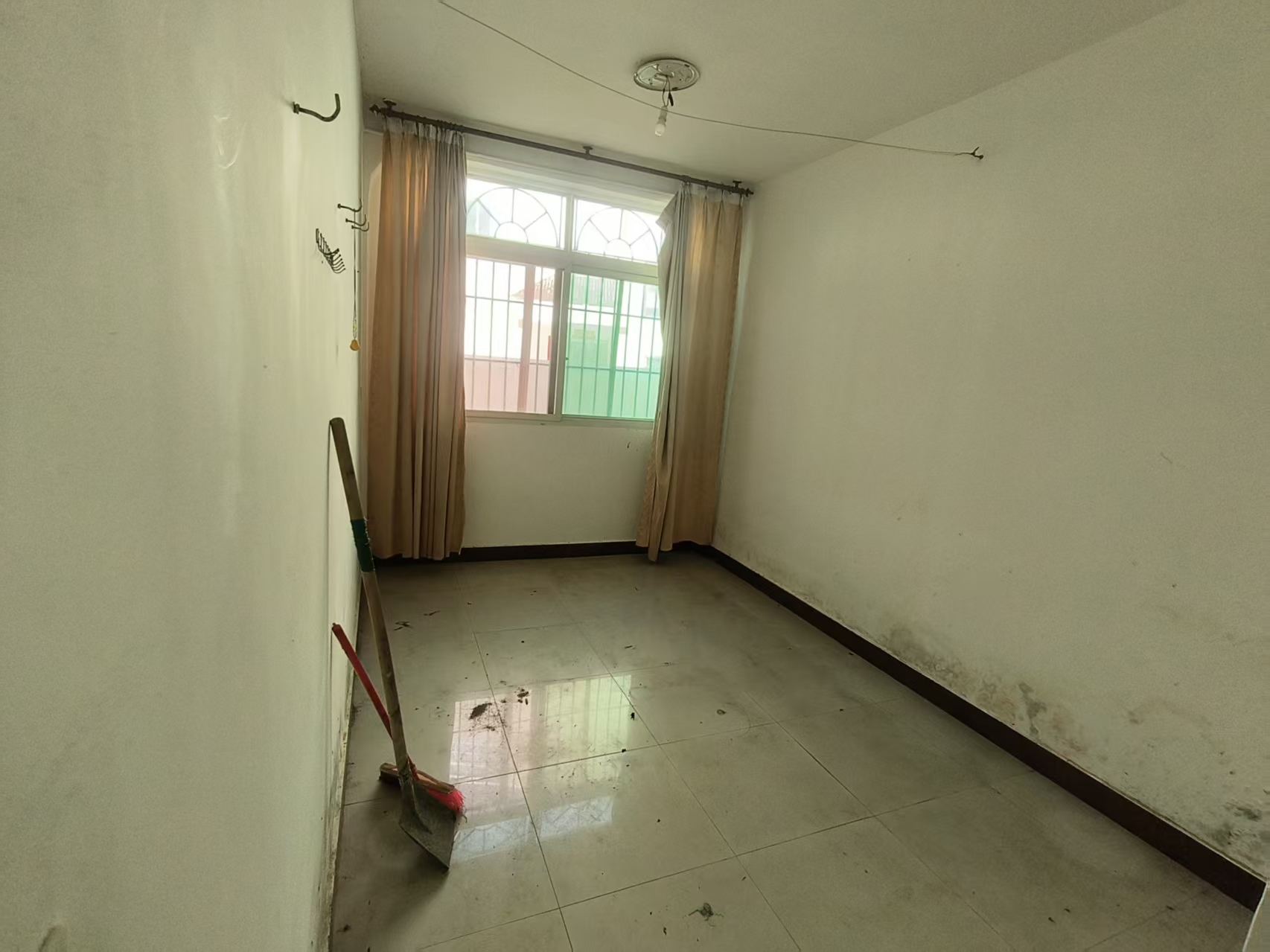 椰景花园 7室2厅4卫 3500.0元/月 椰景花园 7室2厅4卫 3500.0元/月室内图