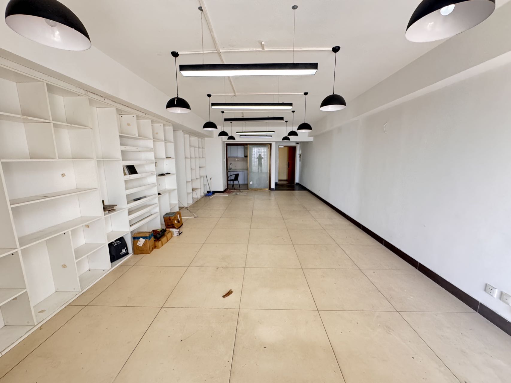 半山花园 5室2厅2卫 5300.0元/月 半山花园 5室2厅2卫 5300.0元/月室内图