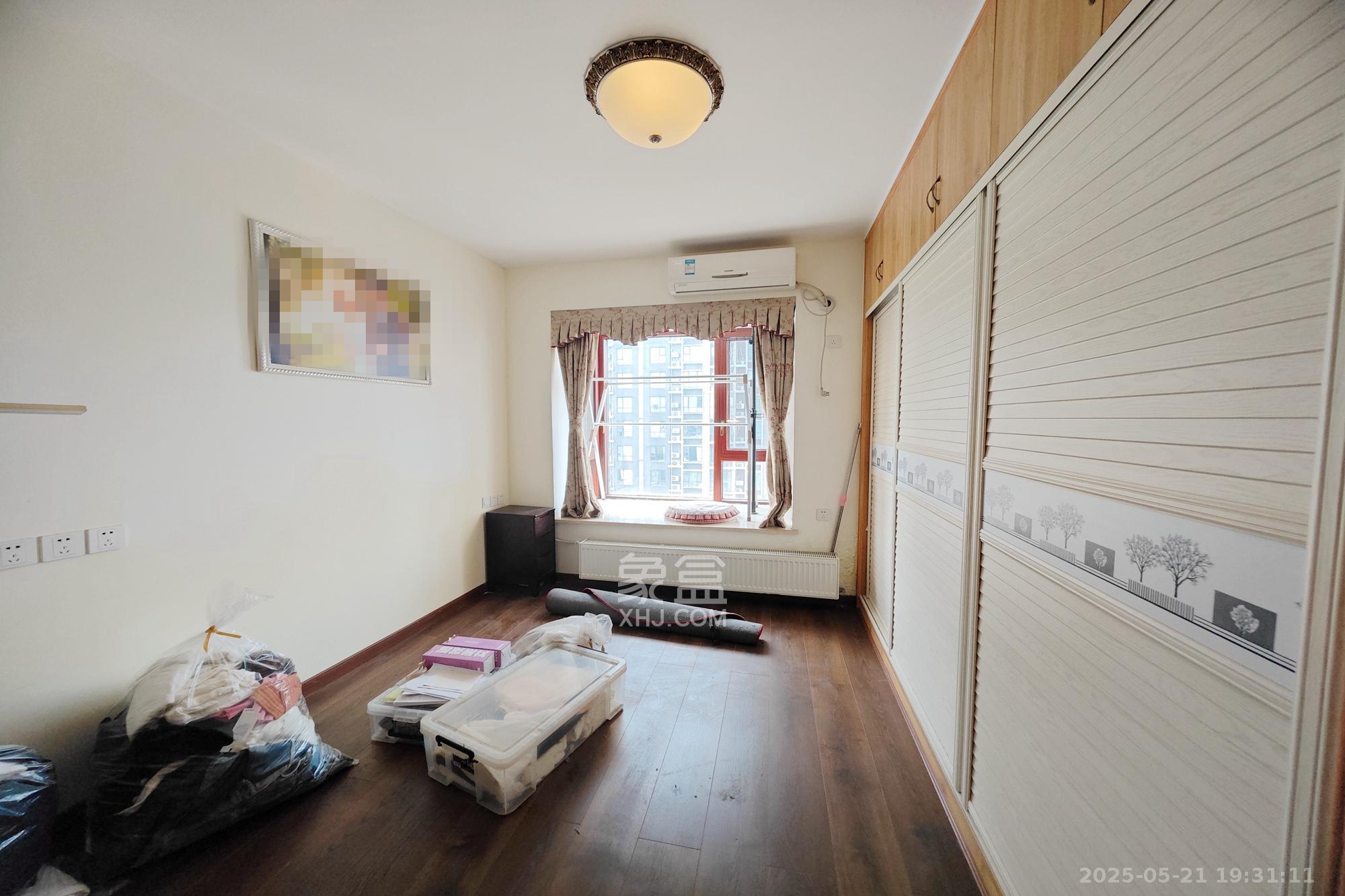 中江佳境天成  3室2厅2卫    108.0万卧室