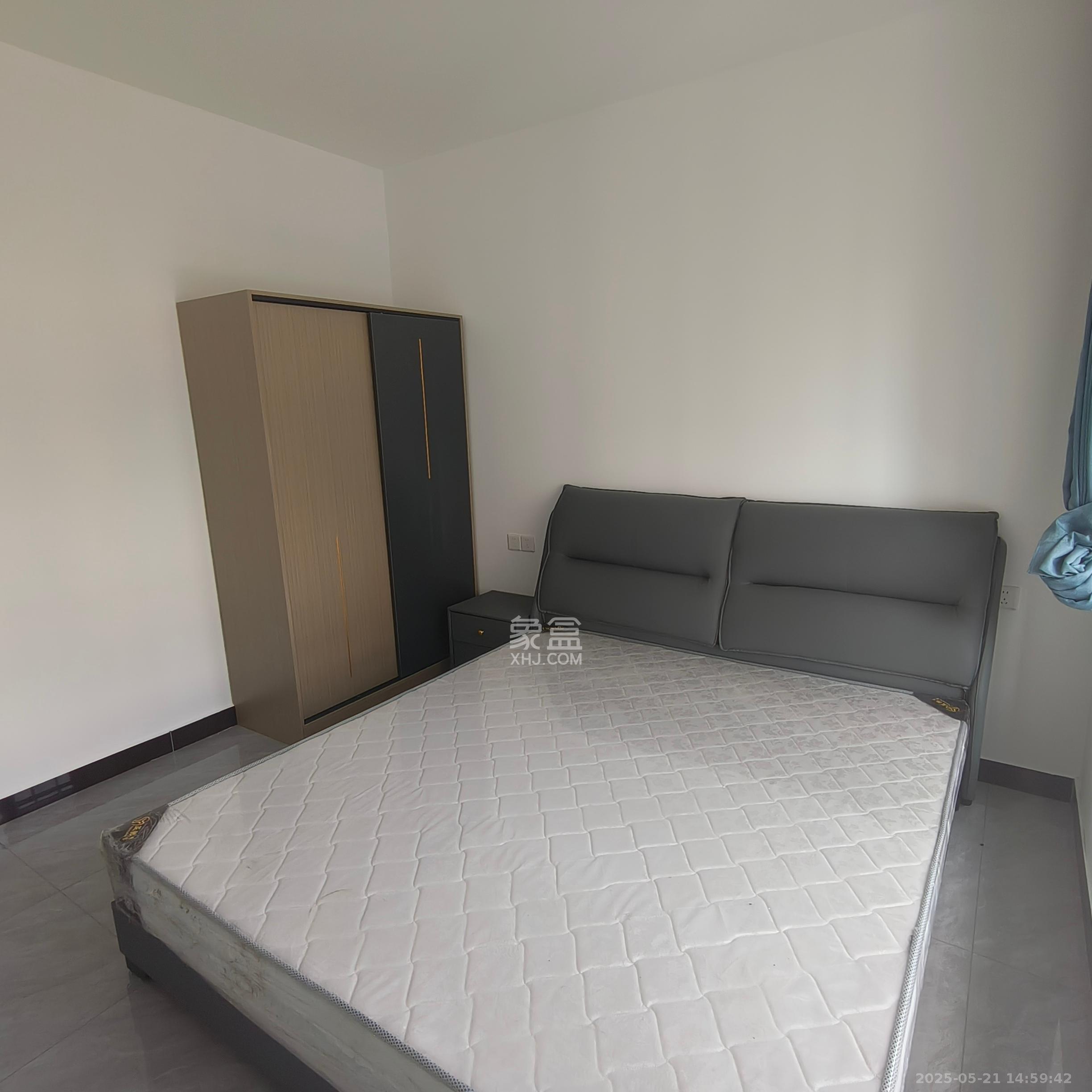 周南学府 4室2厅2卫 2700.0元/月 周南学府 4室2厅2卫 2700.0元/月室内图