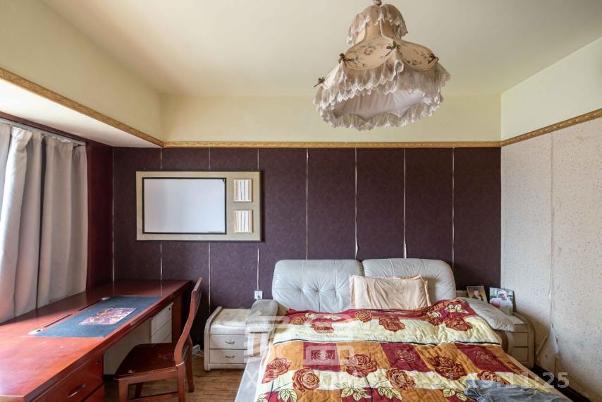 中城丽景香山园  3室2厅2卫    2600.0元/月室内图