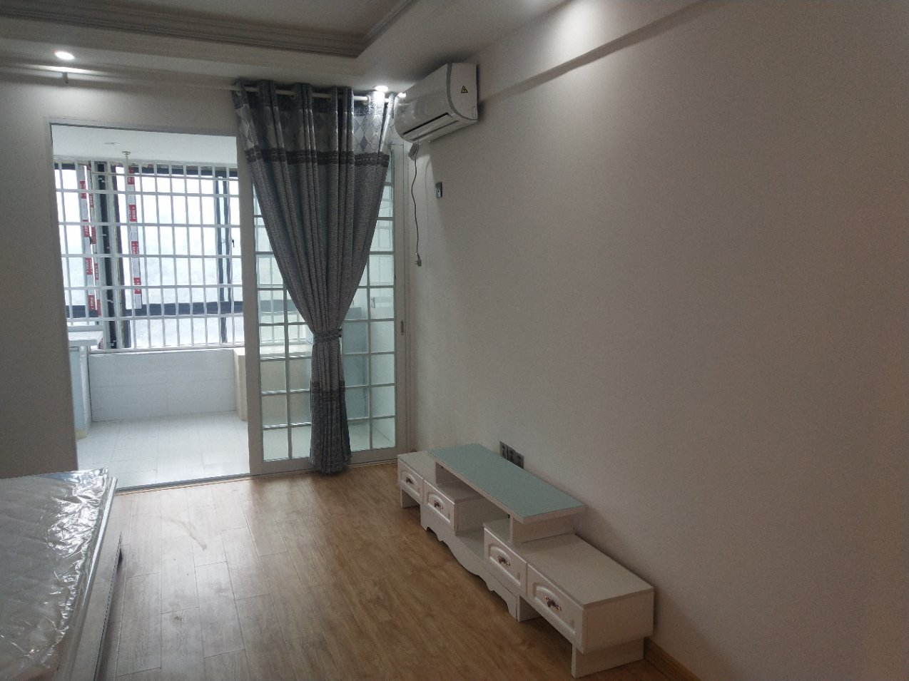 东方曼哈顿  1室0厅0卫   1500.00元/月室内图