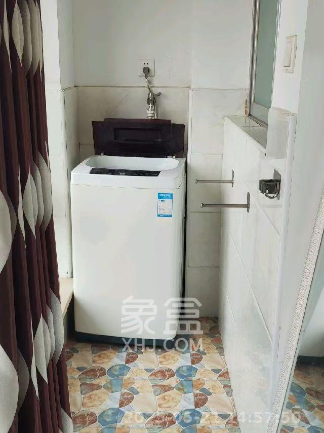 金鼎公园尚  1室0厅1卫   1200.00元/月室内图
