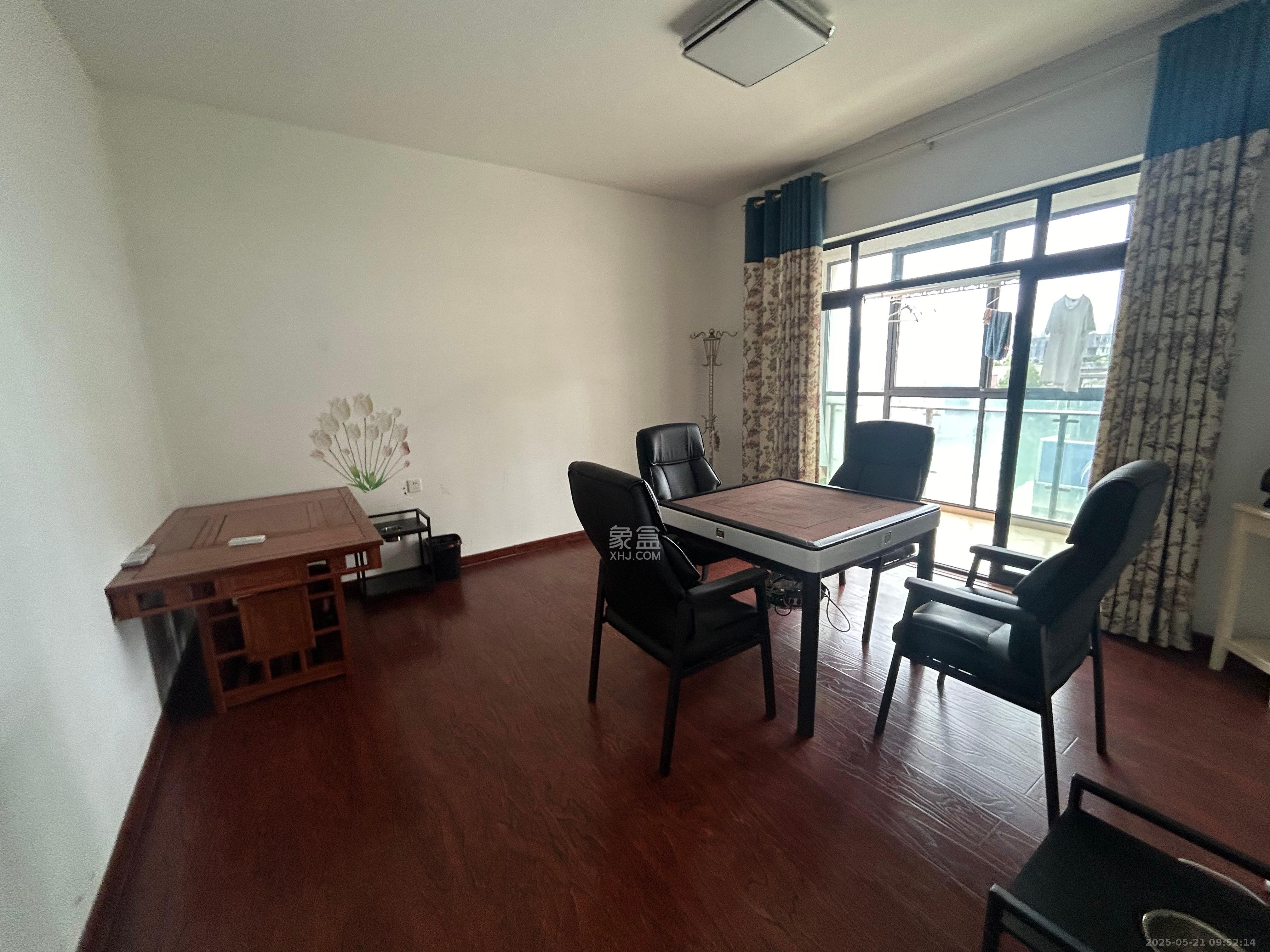 阳光100三期 4室2厅3卫 4300.0元/月 阳光100三期 4室2厅3卫 4300.0元/月室内图