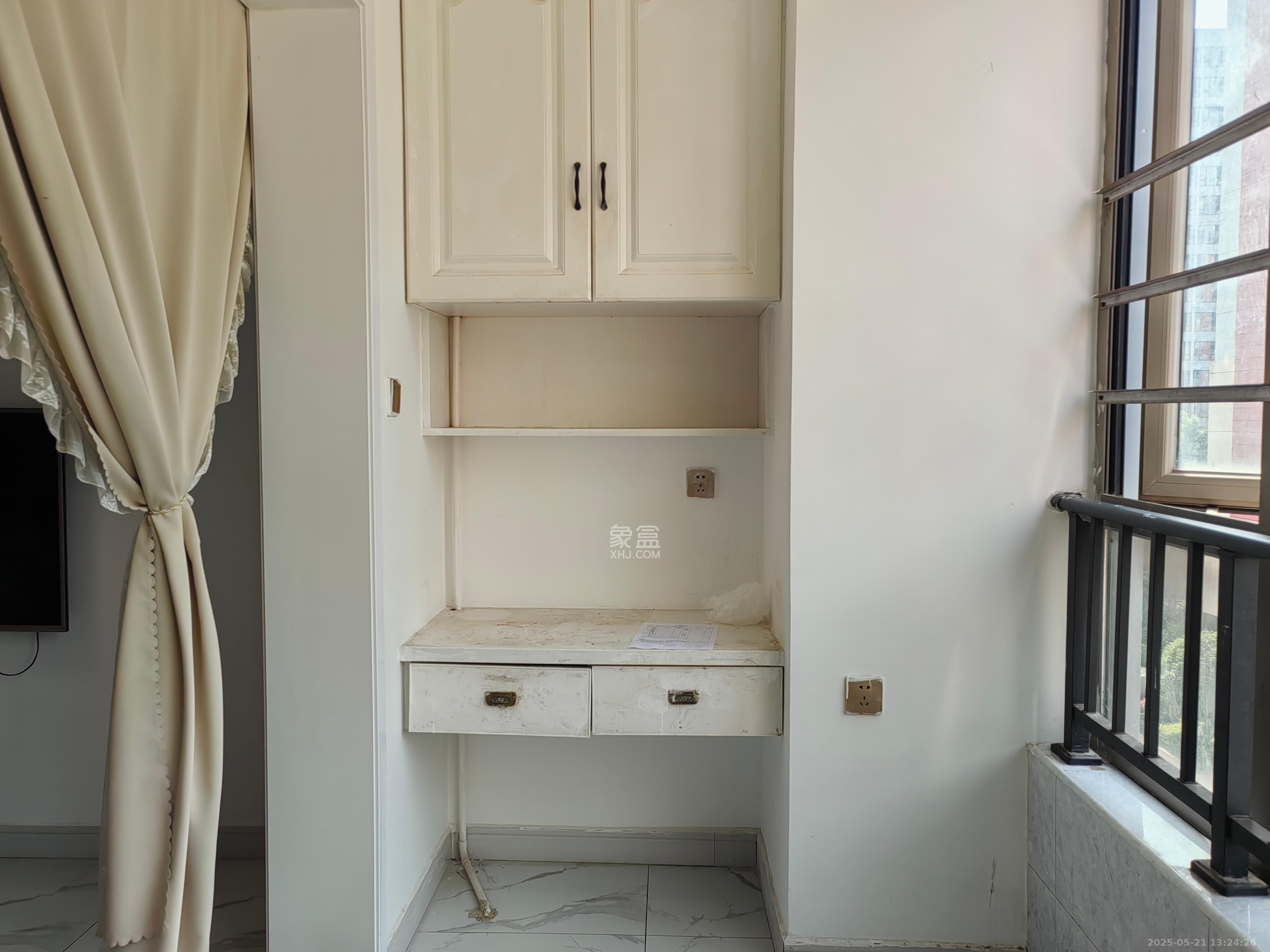 怡海星城  1室0厅0卫    1100.0元/月室内图