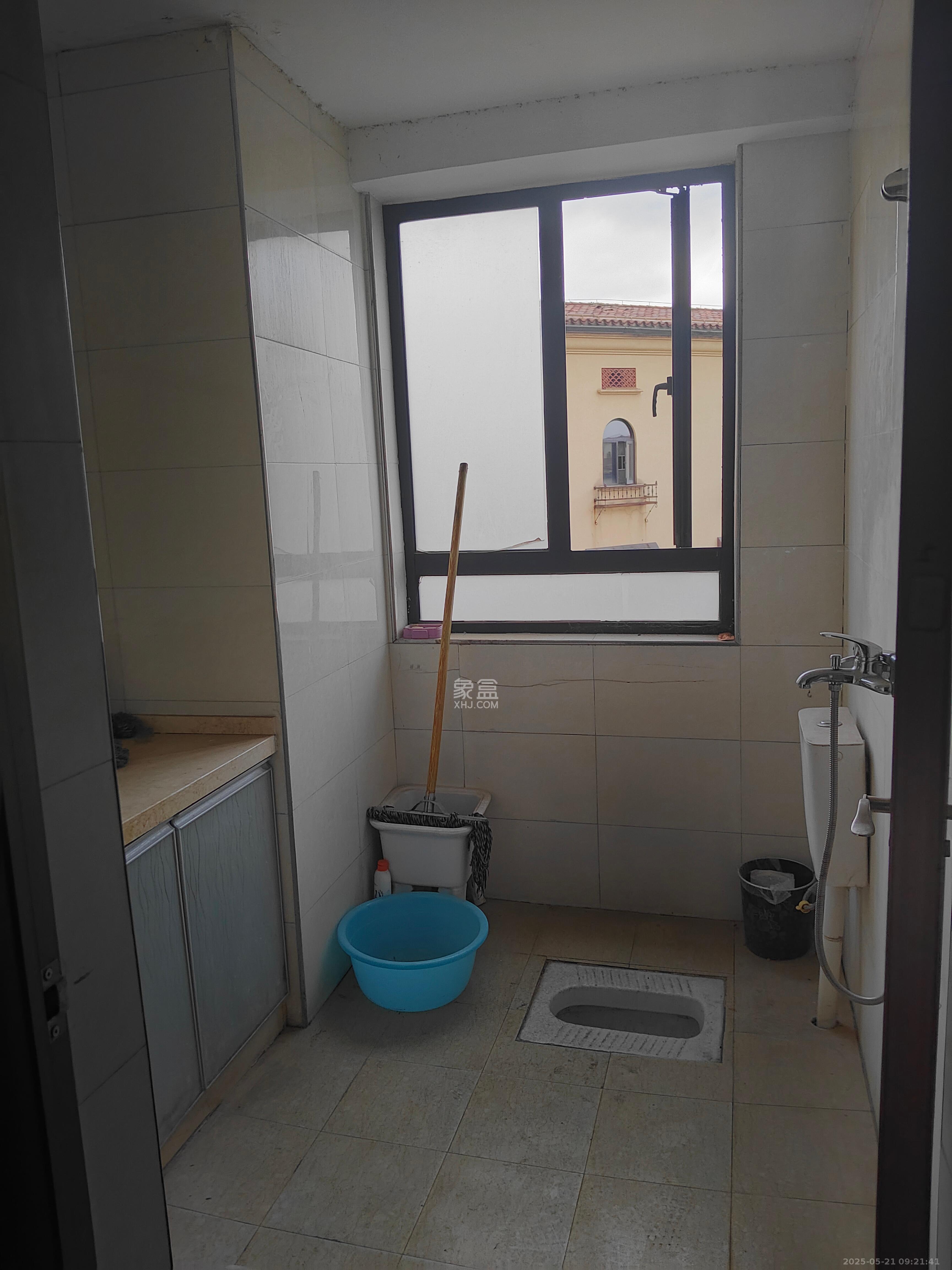 中信凯旋蓝岸(中信新城三期) 1室1厅1卫 1400.0元/月 中信凯旋蓝岸(中信新城三期) 1室1厅1卫 1400.0元/月室内图